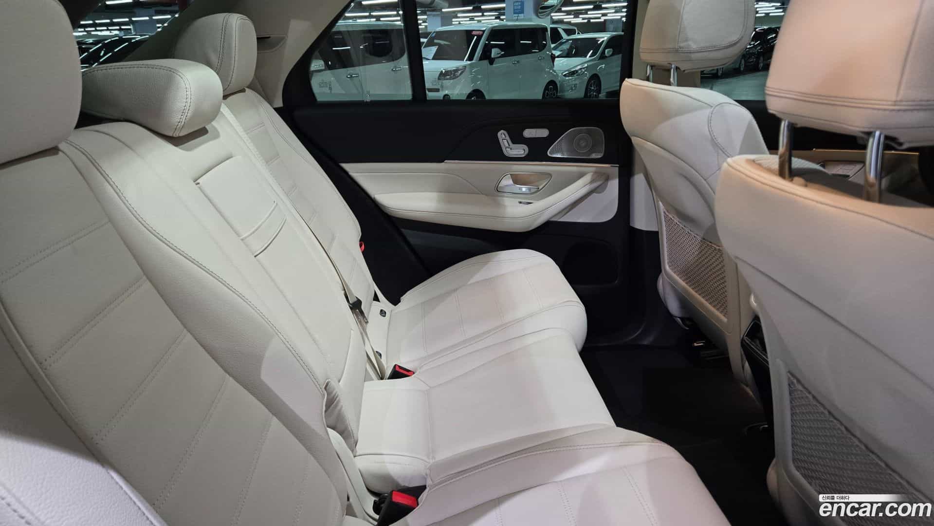 GLE-Class Mercedes-Benz 2025.5-OPTION-024