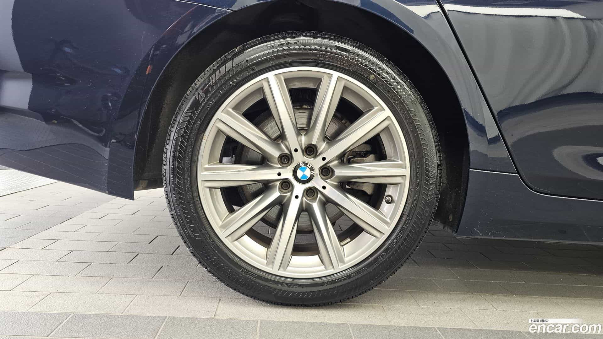 5-Series BMW 2018.10-OUTER-005