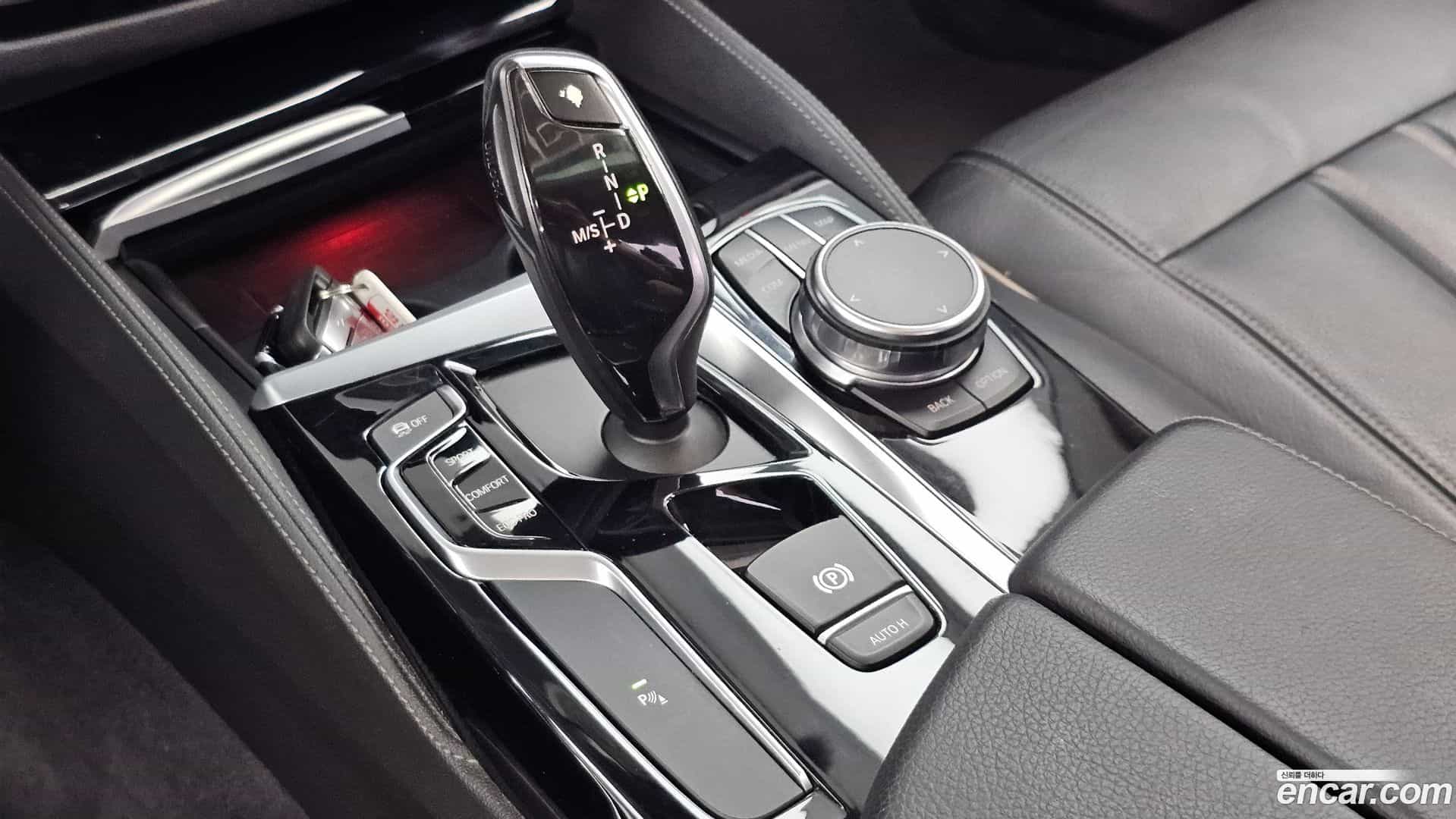 5-Series BMW 2018.10-INNER-009