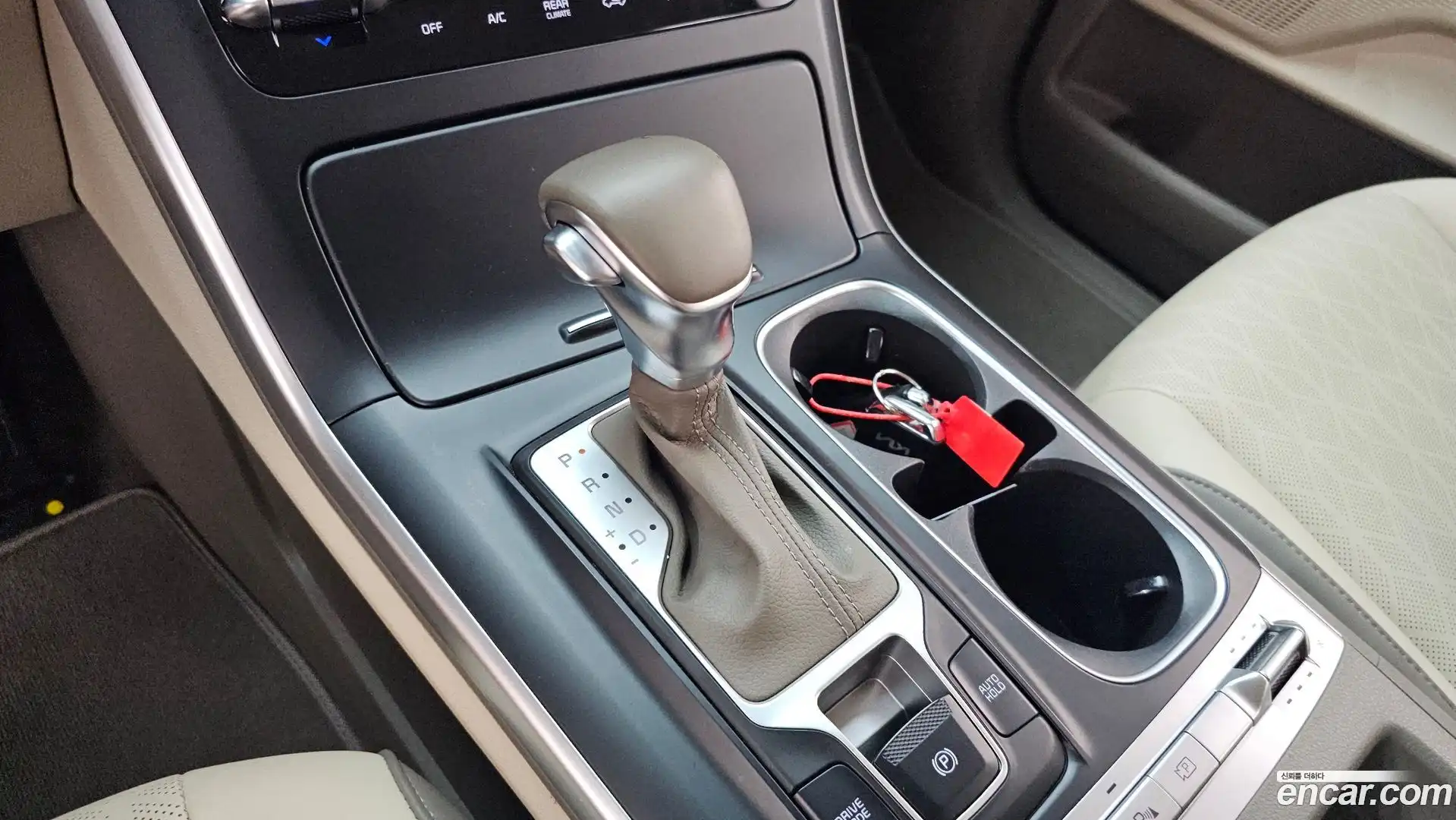 Canival Kia 2023.10-INNER-009