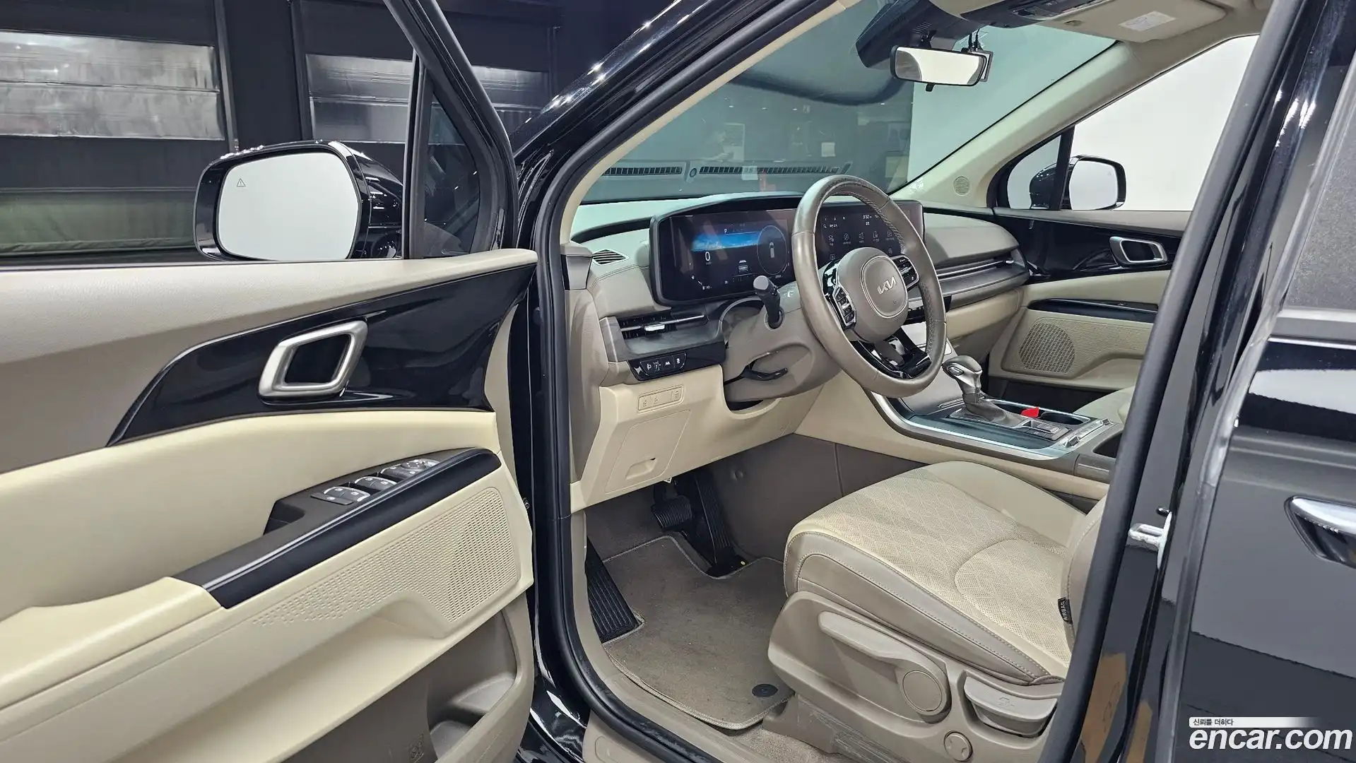 Canival Kia 2023.10-INNER-010