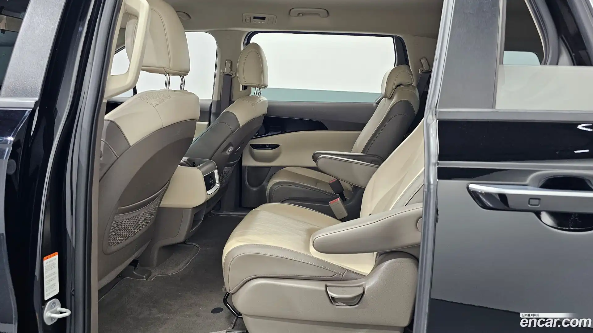 Canival Kia 2023.10-INNER-036