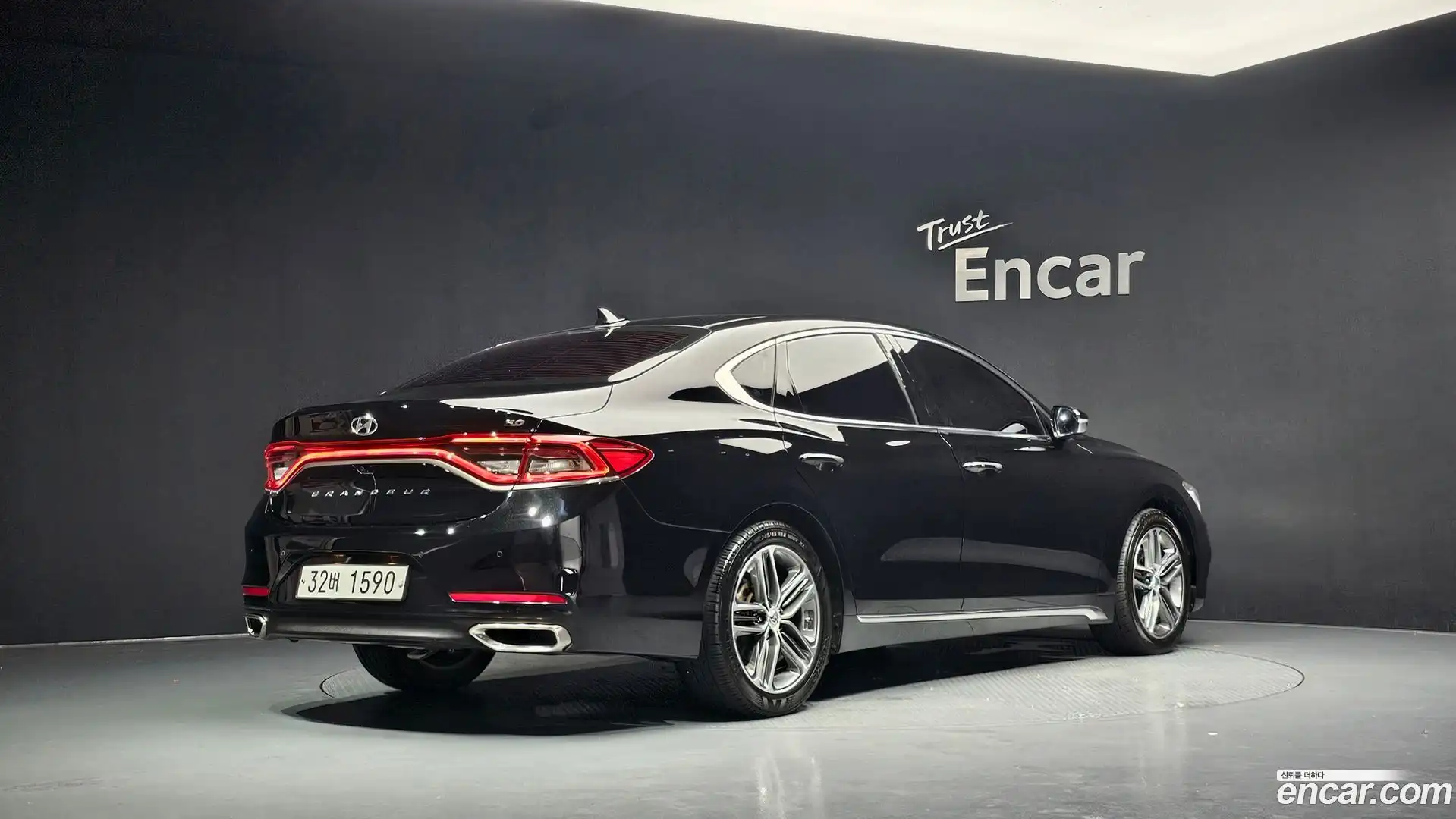Grandeur Hyundai 2017.0-OUTER-002