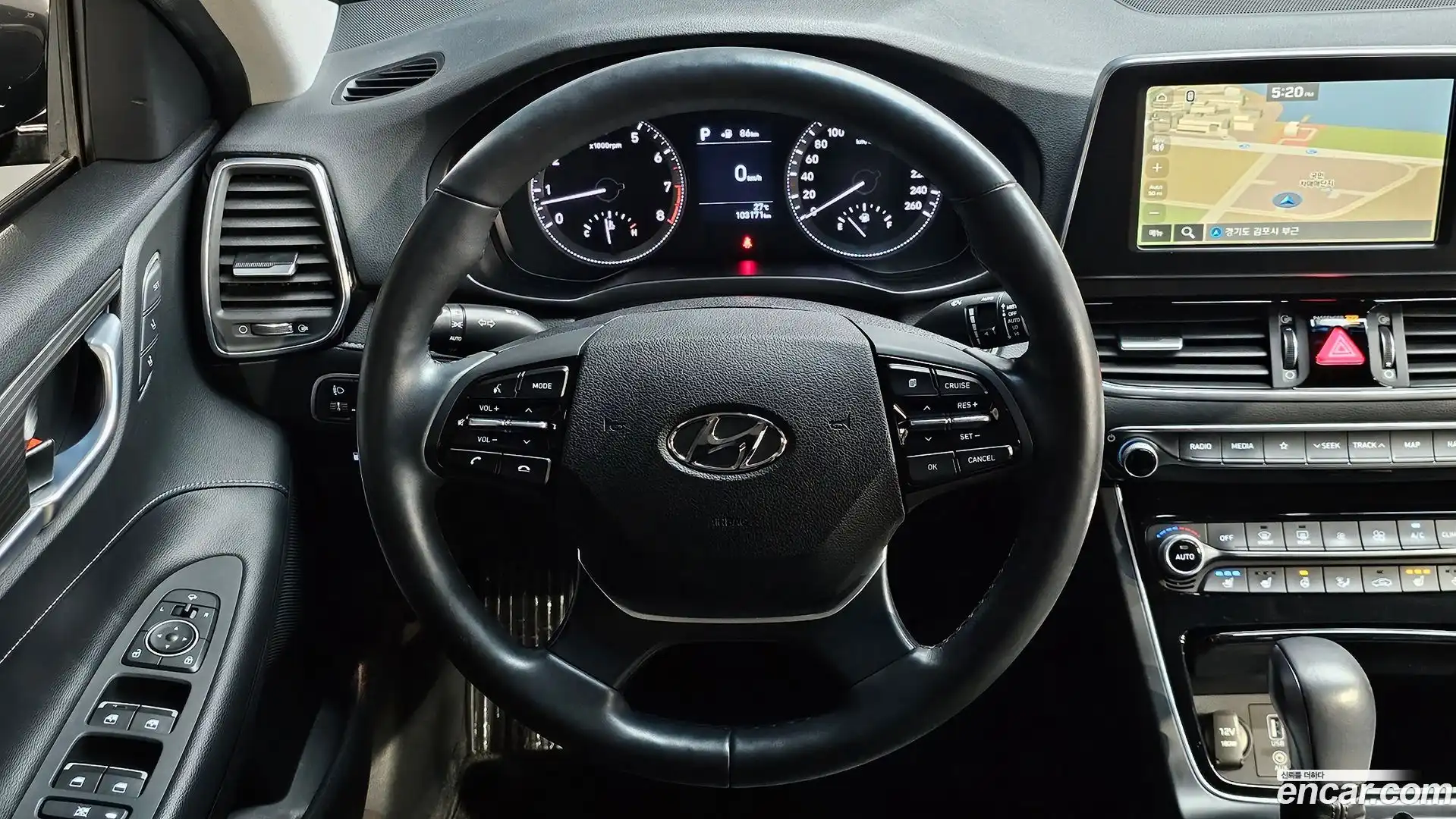 Grandeur Hyundai 2017.0-OPTION-019