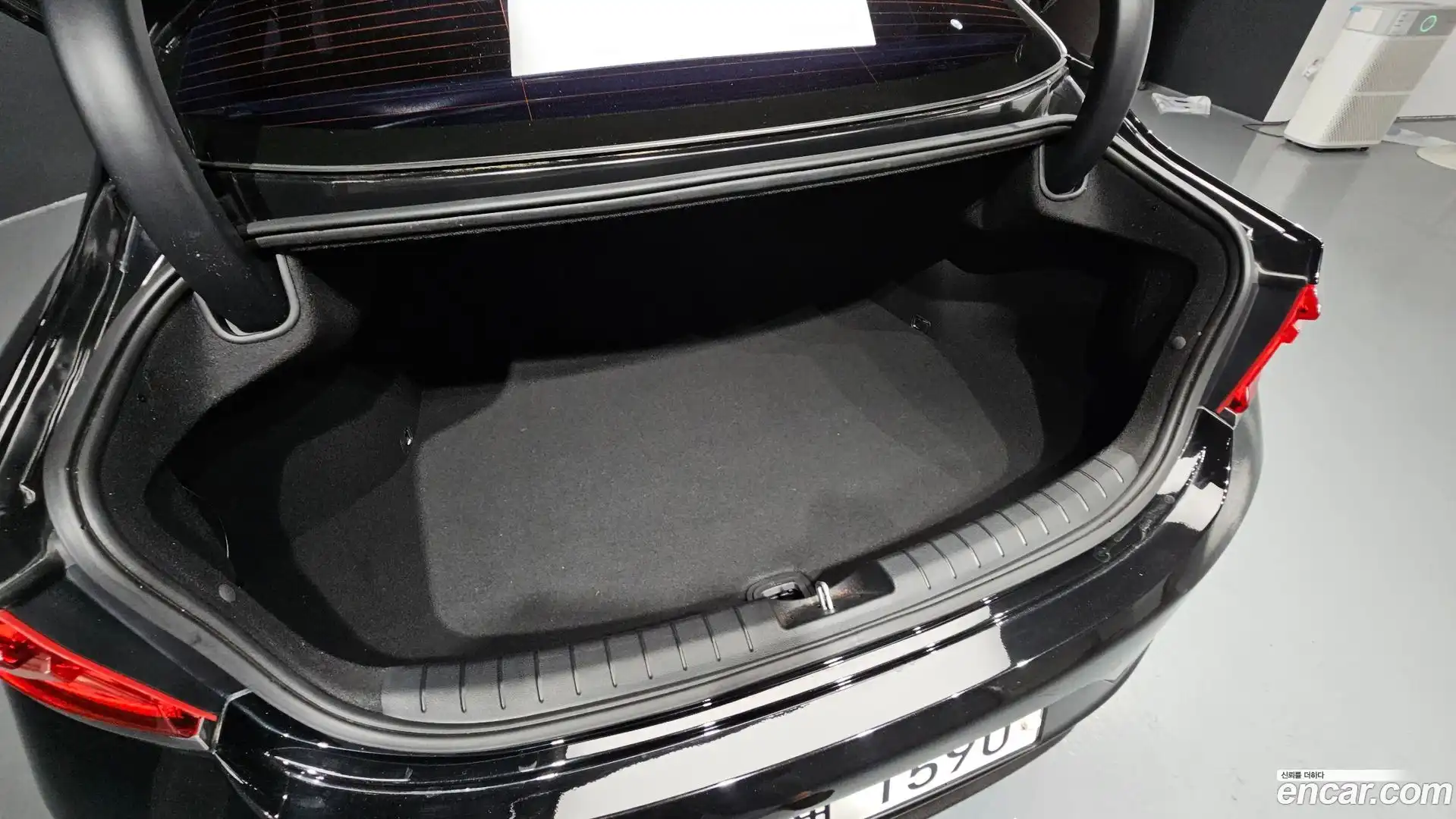 Grandeur Hyundai 2017.0-OPTION-024