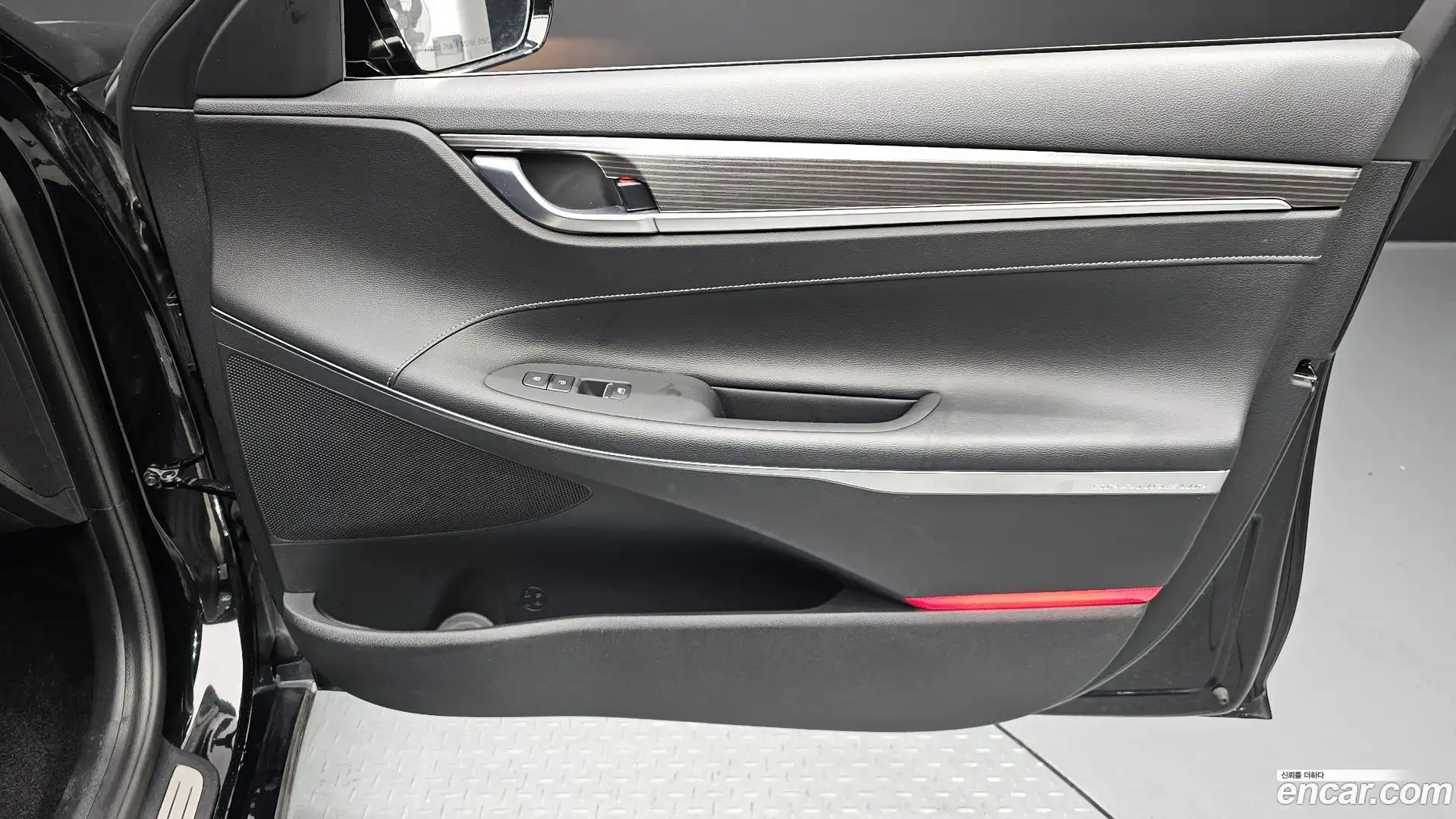 Grandeur Hyundai 2017.0-INNER-034