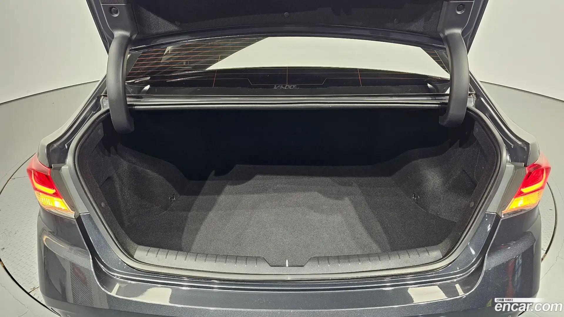 Sonata Hyundai 2018.2-OPTION-024