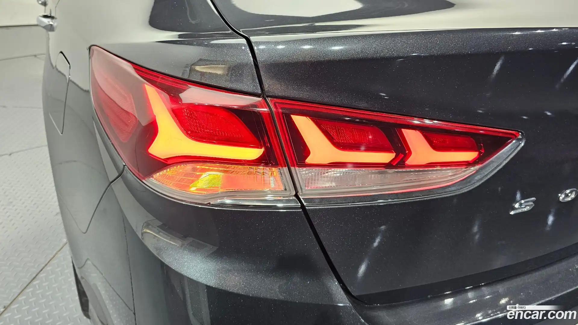 Sonata Hyundai 2018.2-OUTER-033