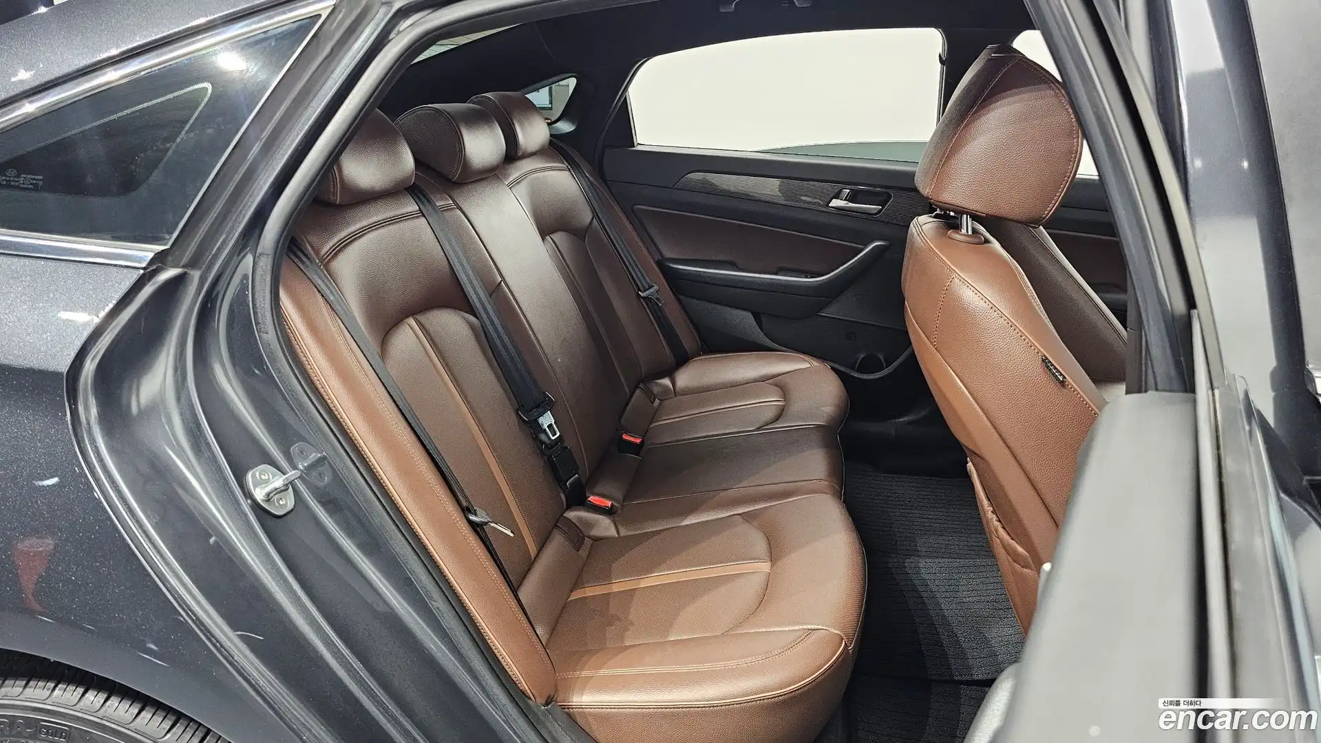 Sonata Hyundai 2018.2-INNER-036