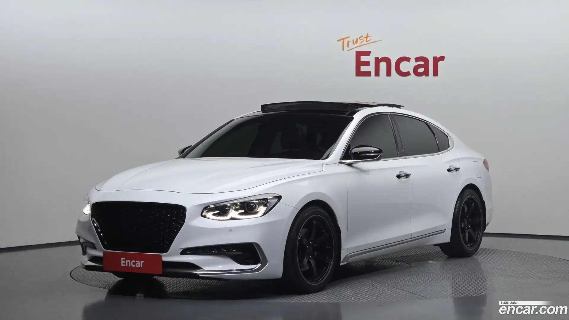 Grandeur Hyundai 2017.6-OUTER-001