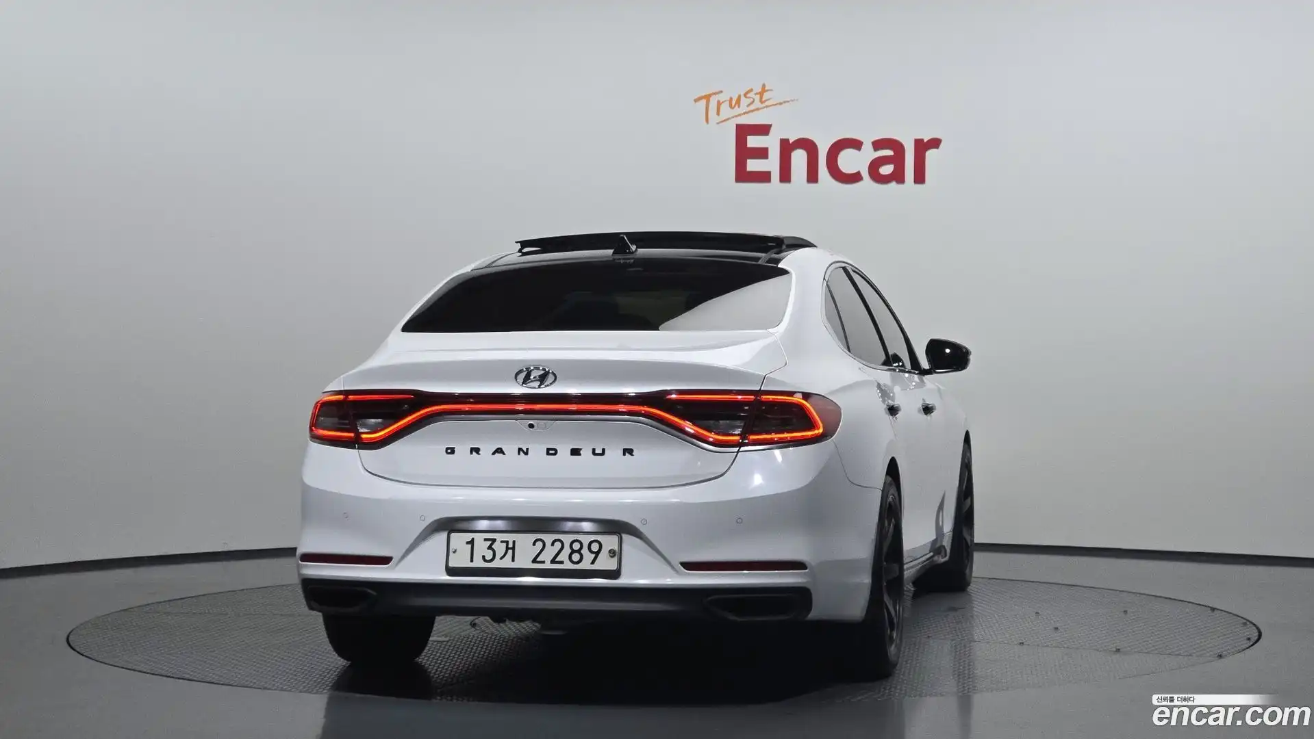 Grandeur Hyundai 2017.6-OUTER-004