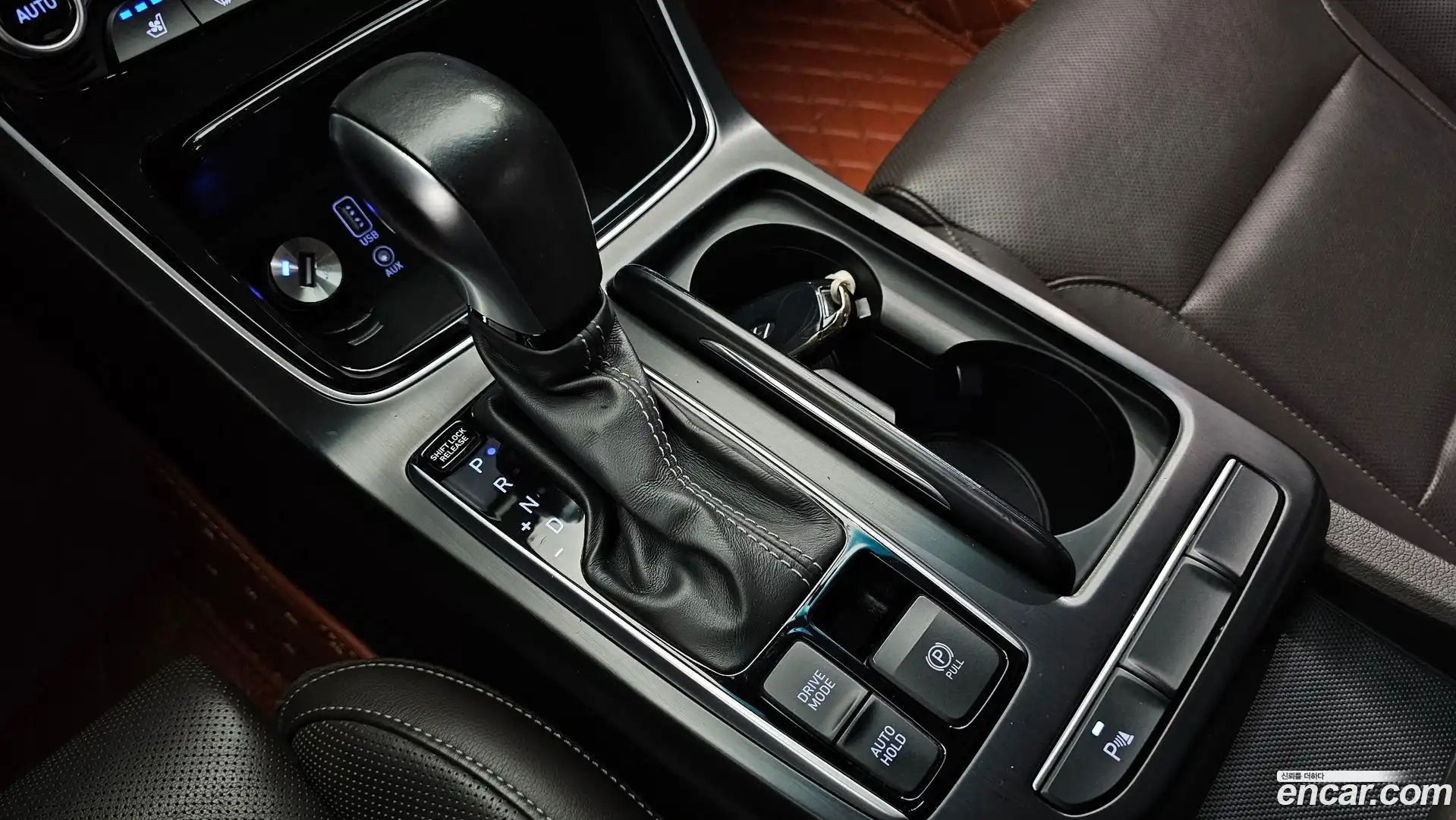 Grandeur Hyundai 2017.6-INNER-009