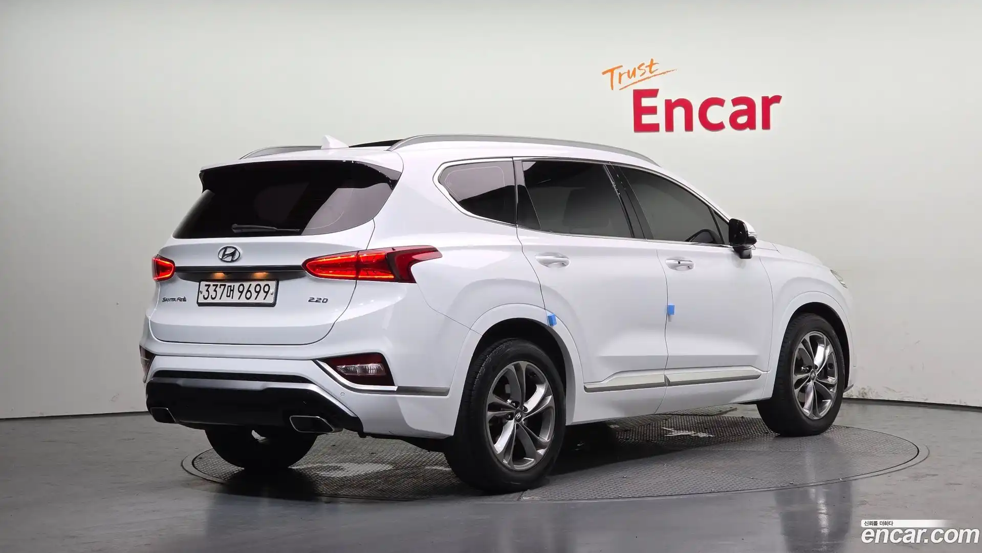 Santafe Hyundai 2018.9-OUTER-002