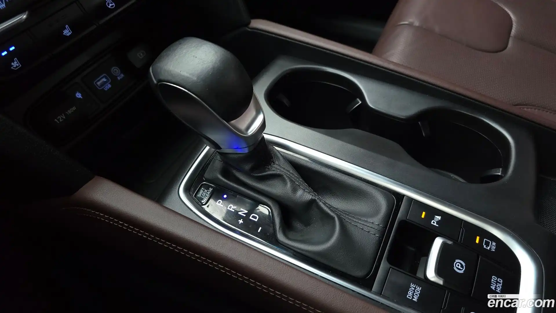 Santafe Hyundai 2018.9-INNER-009