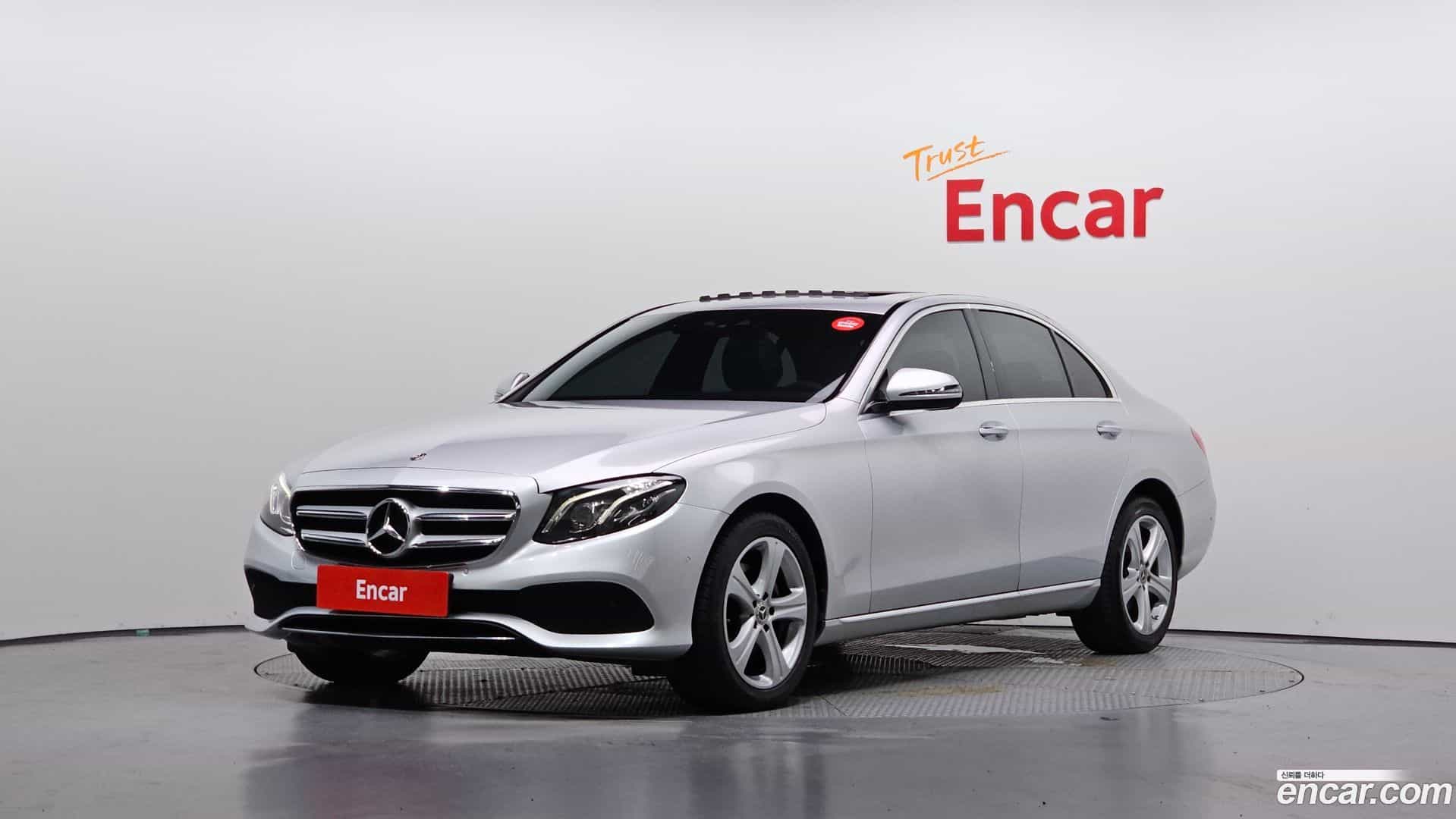 E-Class Mercedes-Benz 2017.6-OUTER-001