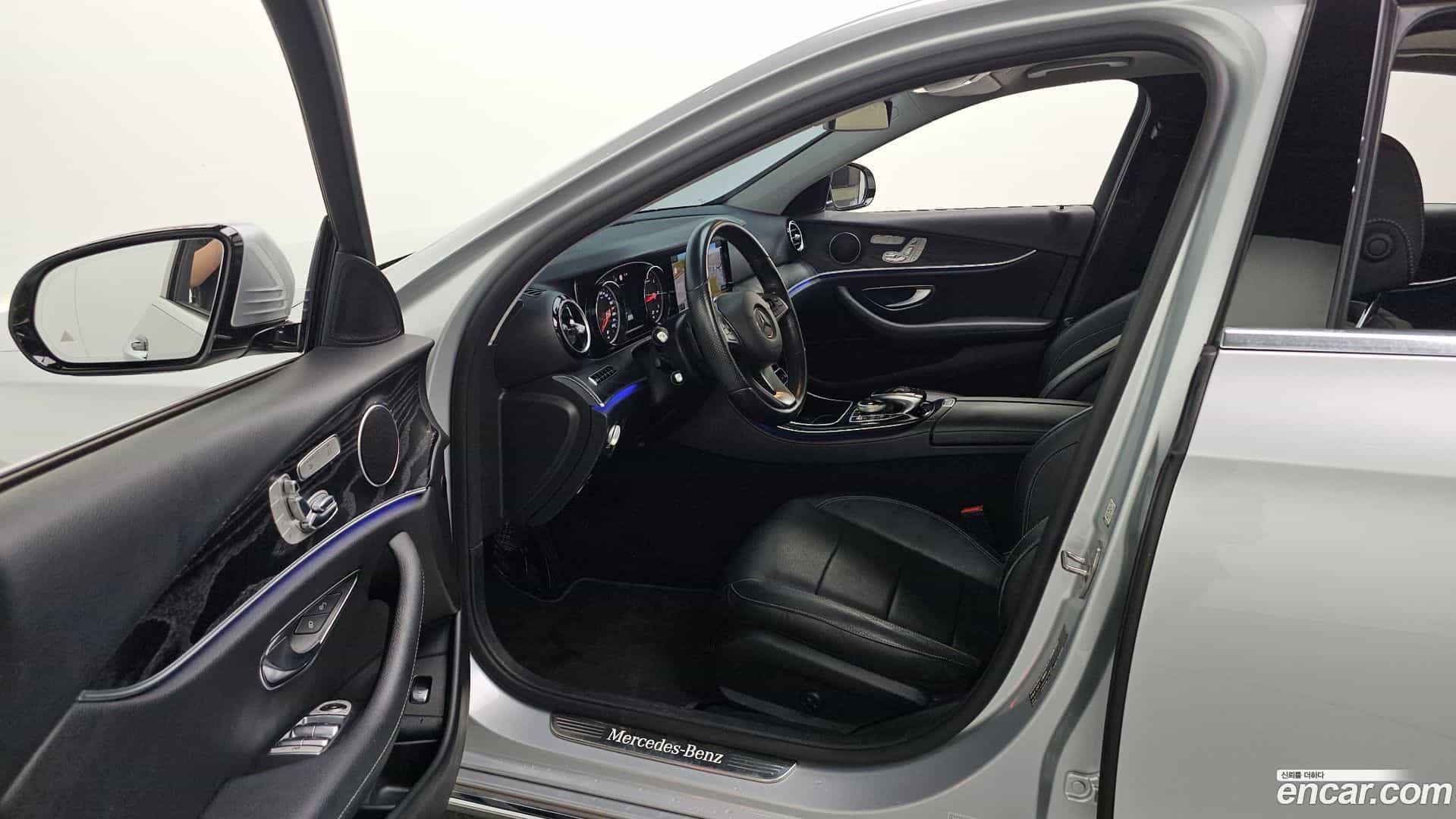 E-Class Mercedes-Benz 2017.6-INNER-010