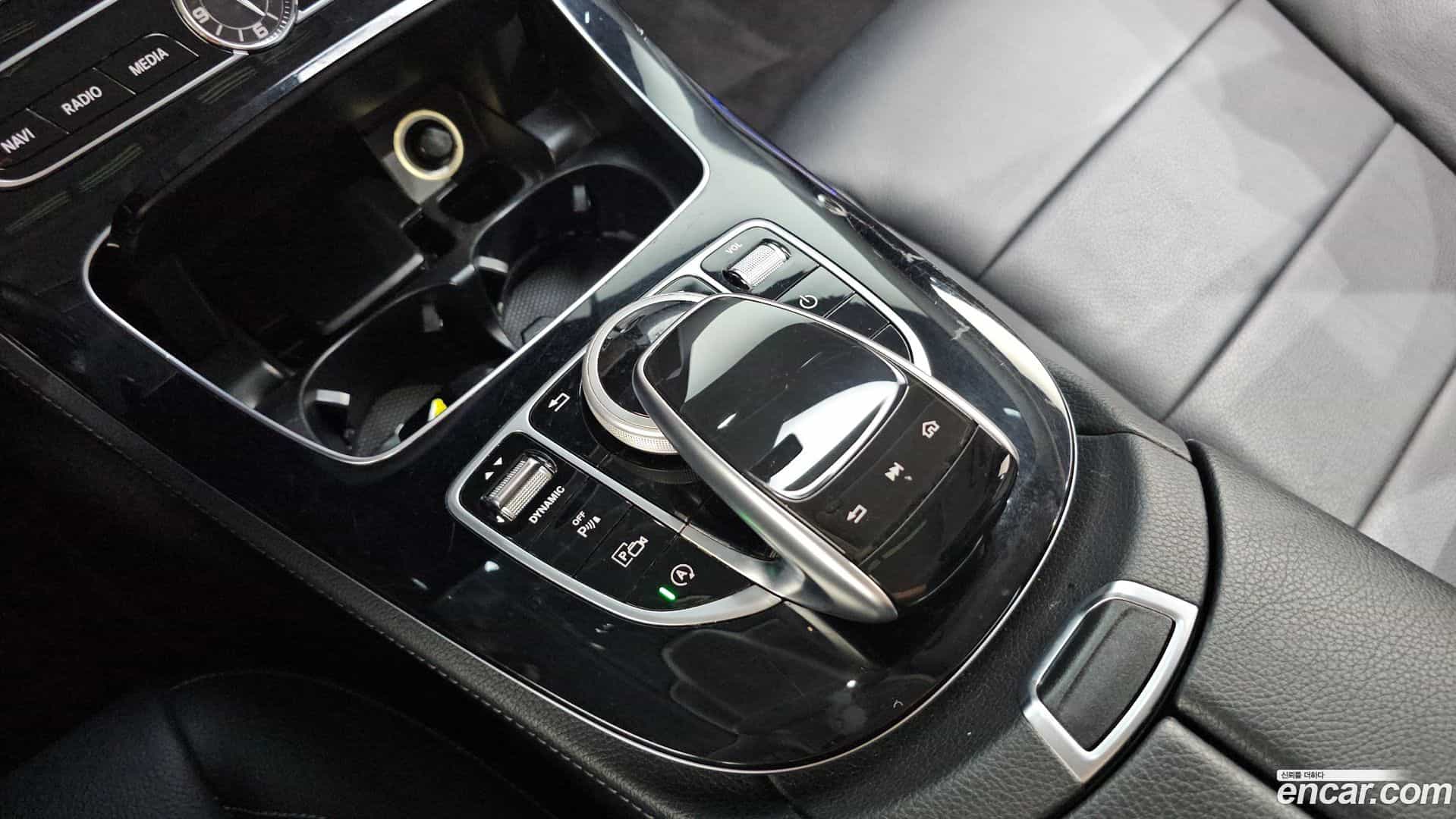 E-Class Mercedes-Benz 2017.6-OPTION-020