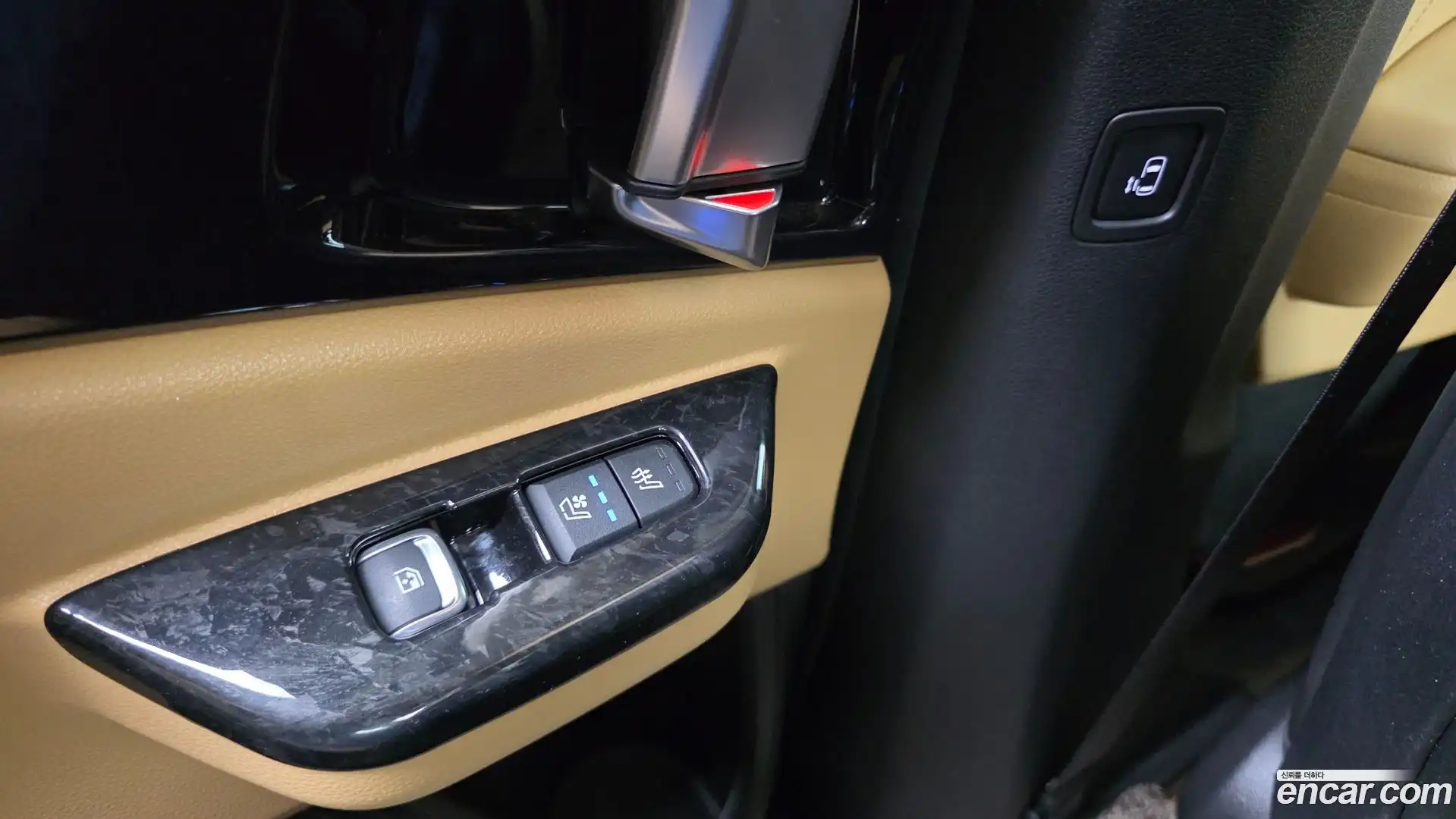 Canival Kia 2022.3-OPTION-044