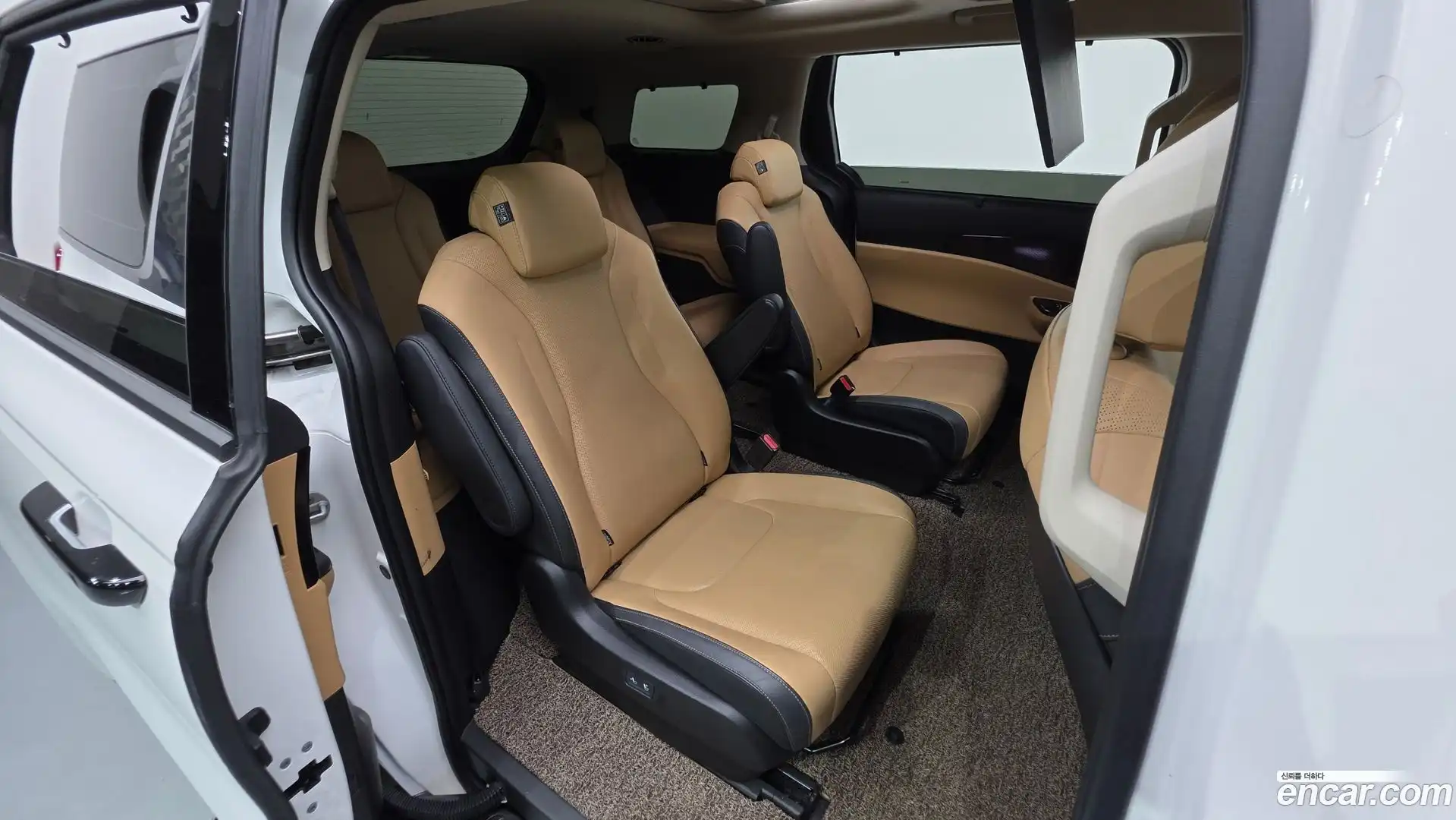 Canival Kia 2022.3-OPTION-048