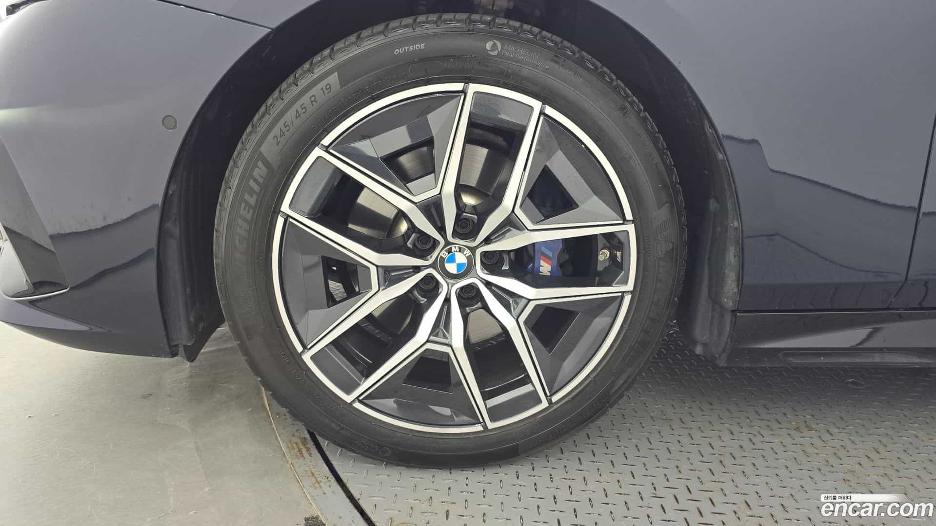 5-Series BMW 2023.10-OUTER-005