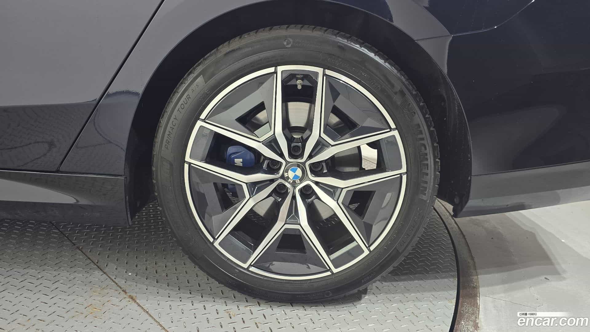 5-Series BMW 2023.10-OUTER-031