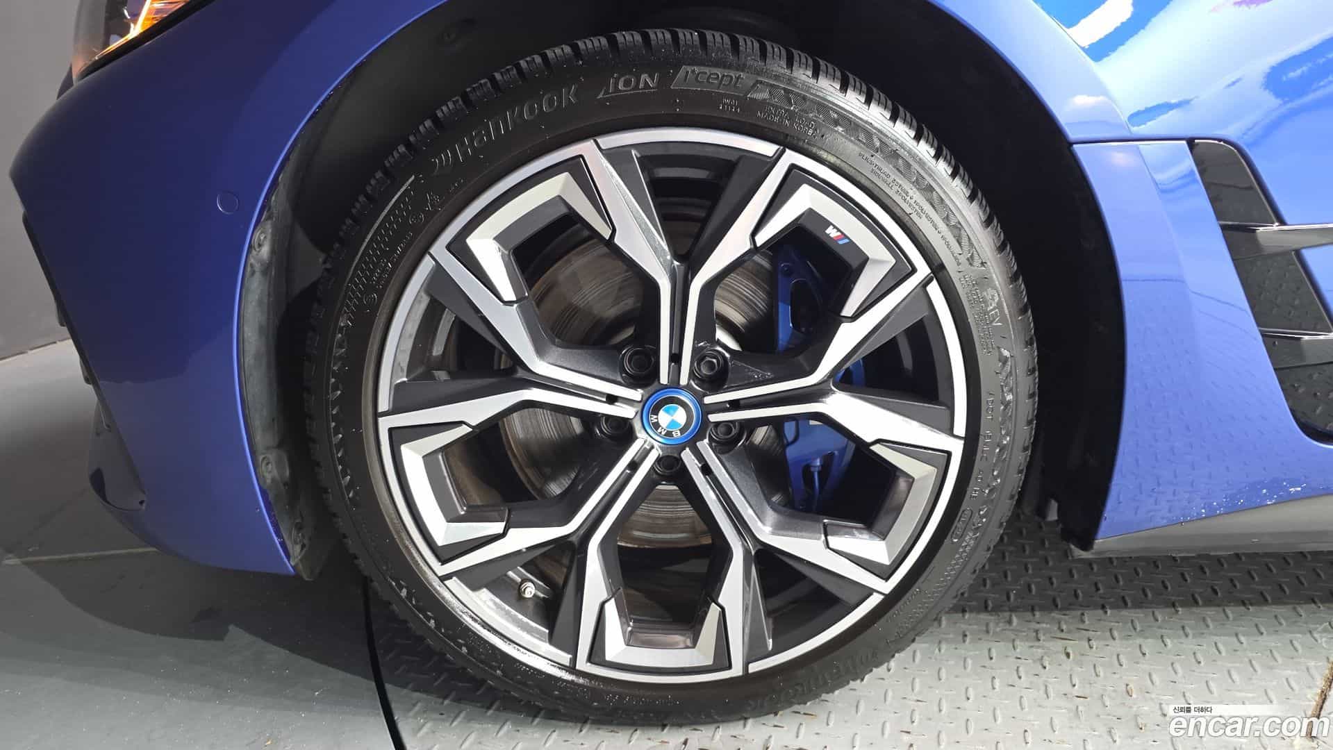 i4 BMW 2022.11-OUTER-005