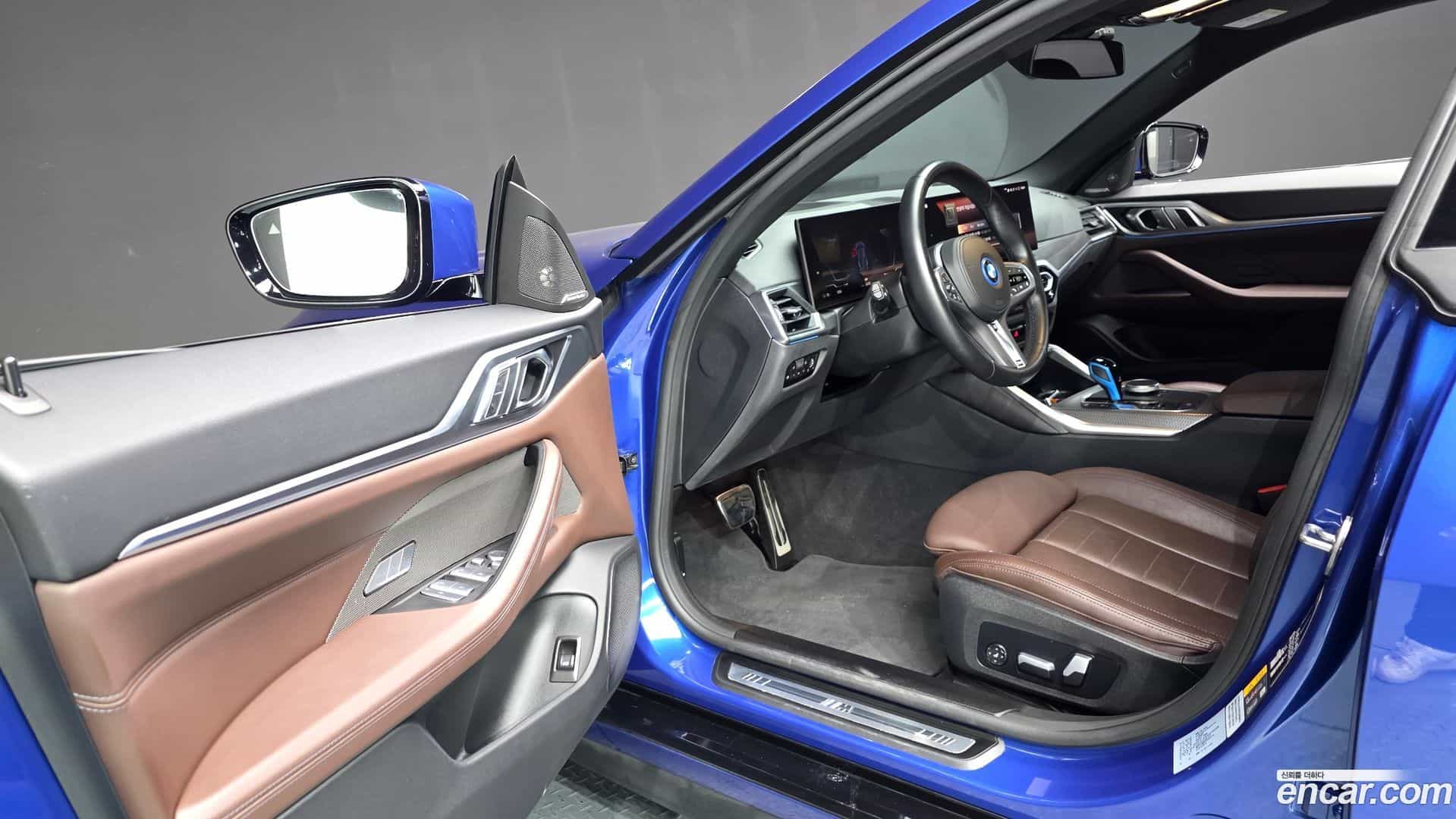 i4 BMW 2022.11-INNER-010