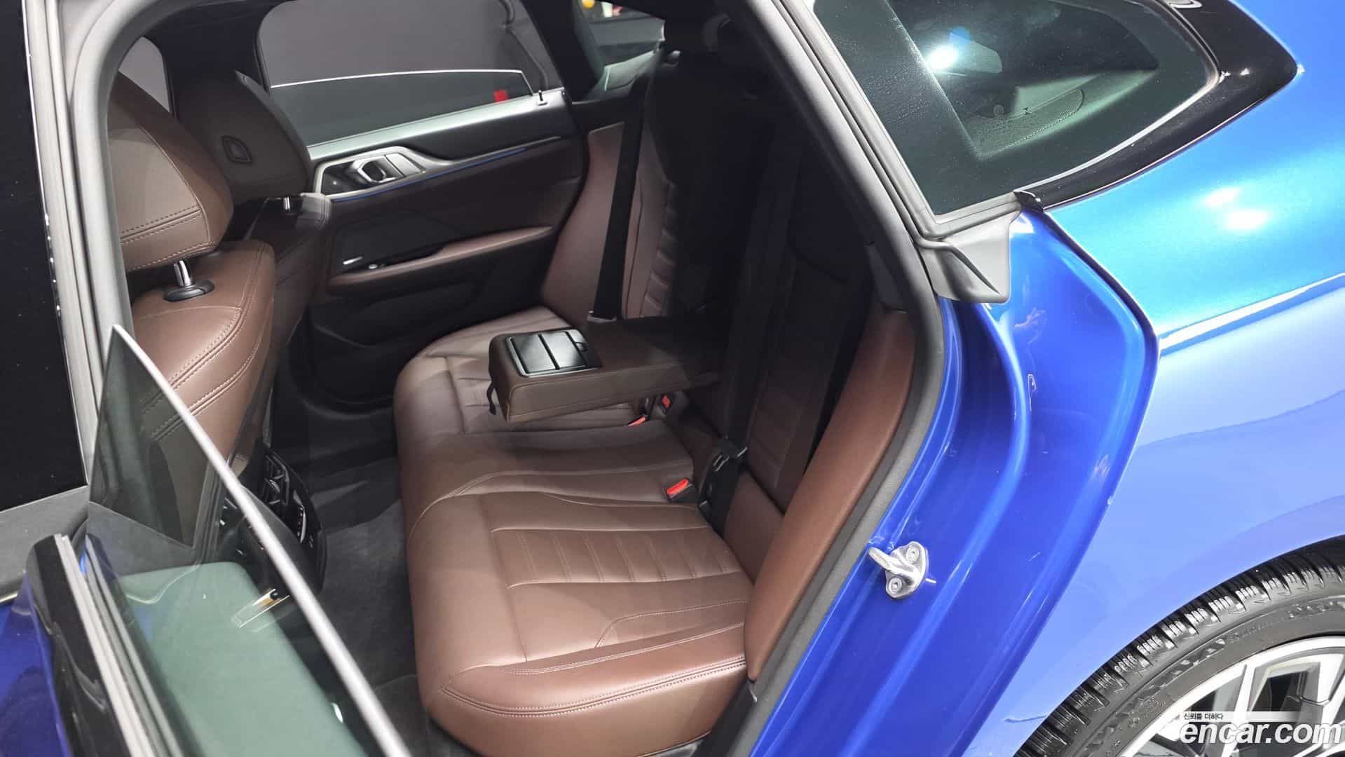i4 BMW 2022.11-OPTION-016