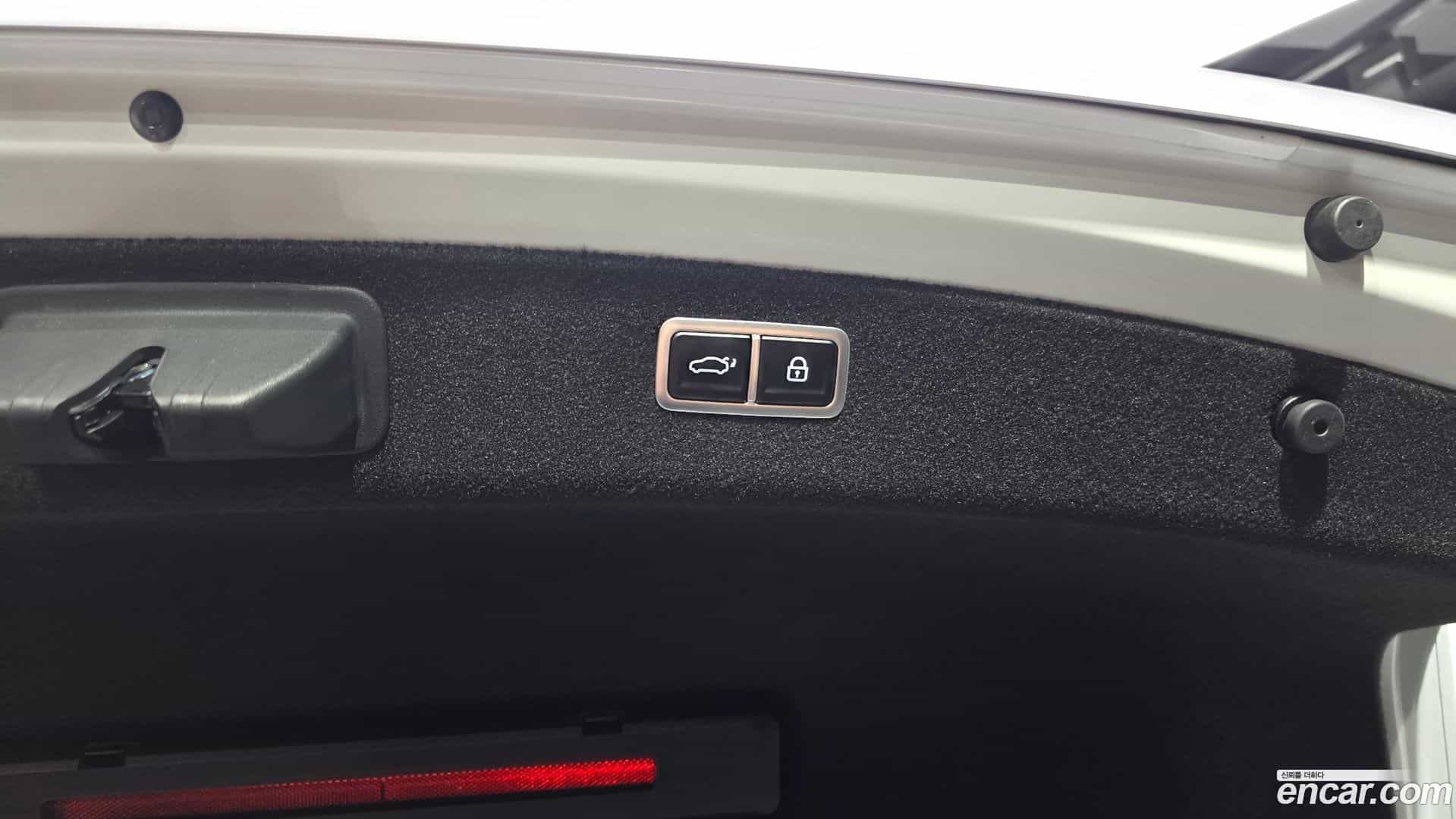 G80 Genesis 2023.2-OPTION-046