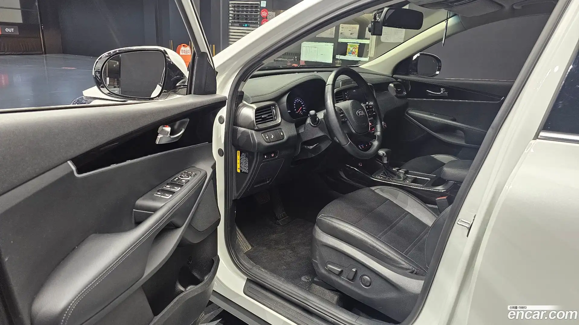 Sorento Kia 2018.2-INNER-010