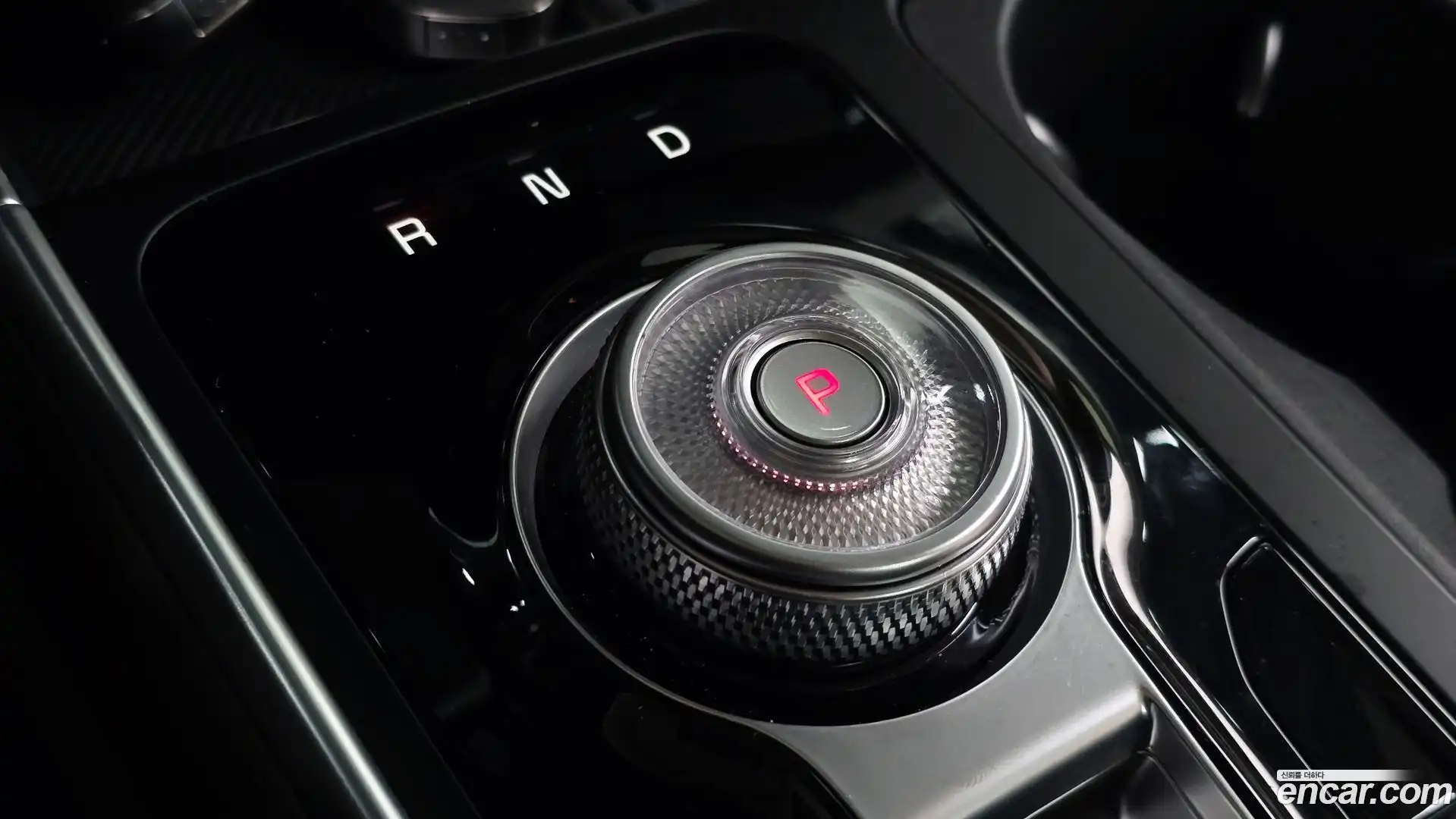 Canival Kia 2025.10-INNER-009