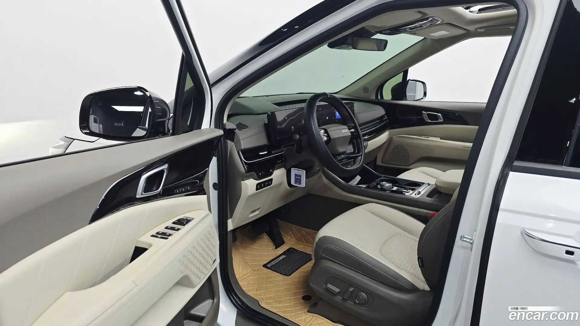 Canival Kia 2025.10-INNER-010