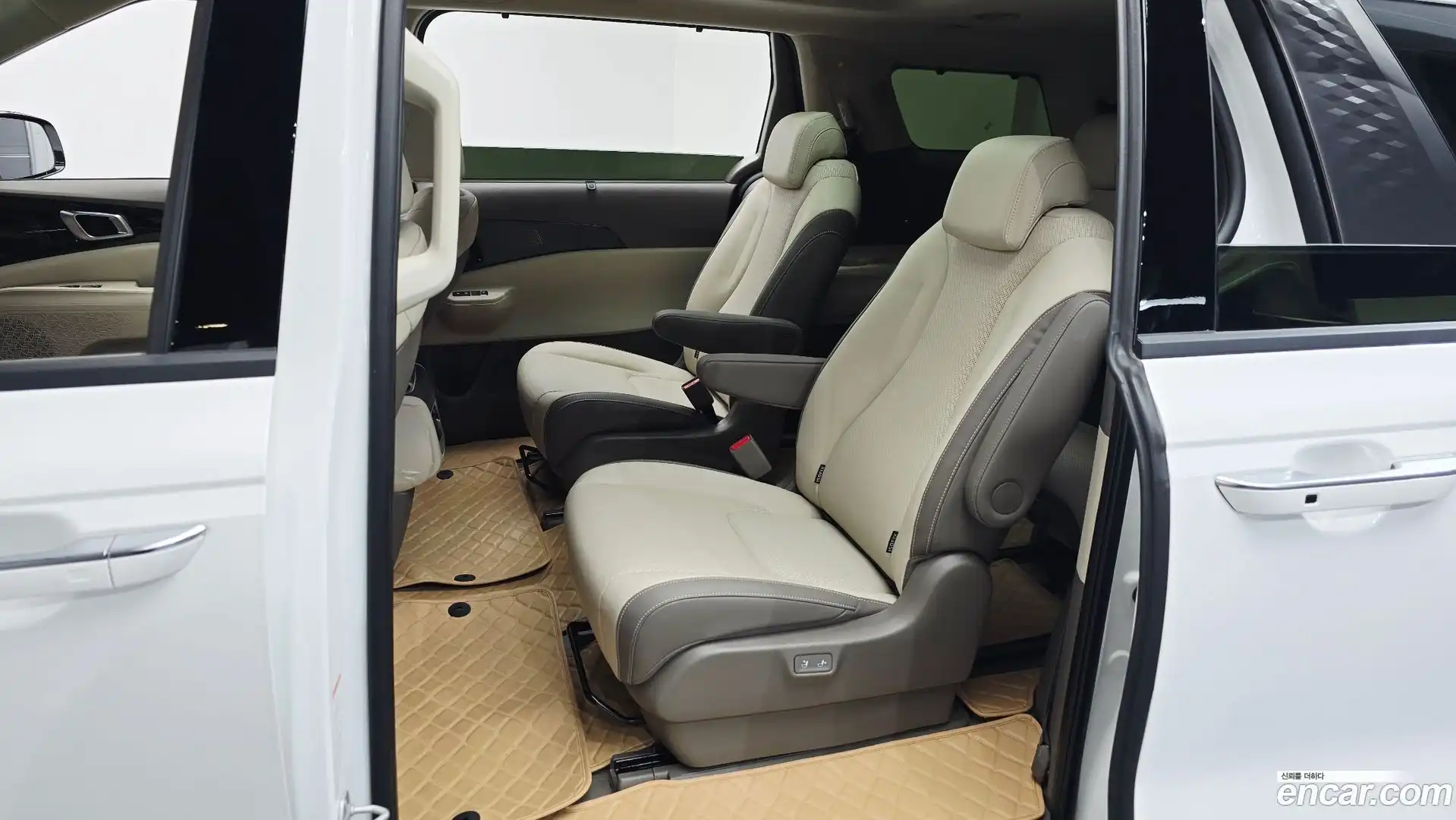Canival Kia 2025.10-OPTION-017