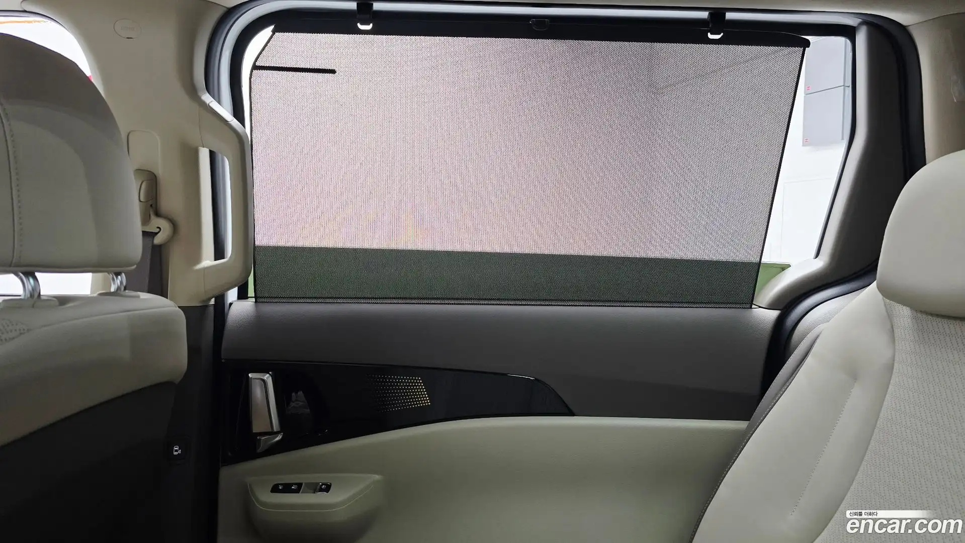 Canival Kia 2025.10-INNER-035