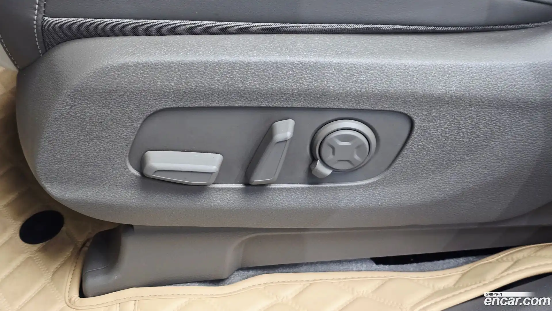 Canival Kia 2025.10-OPTION-046
