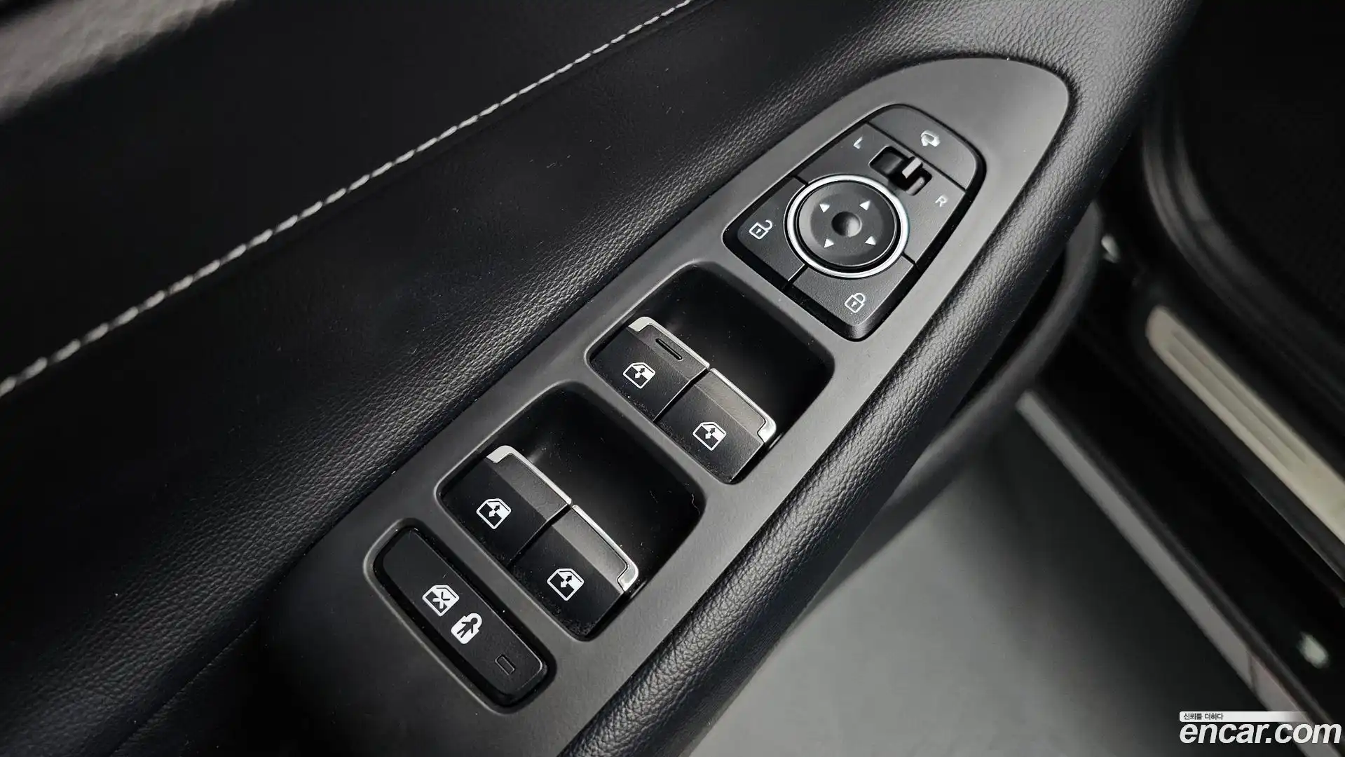 Grandeur Hyundai 2020.10-OPTION-023