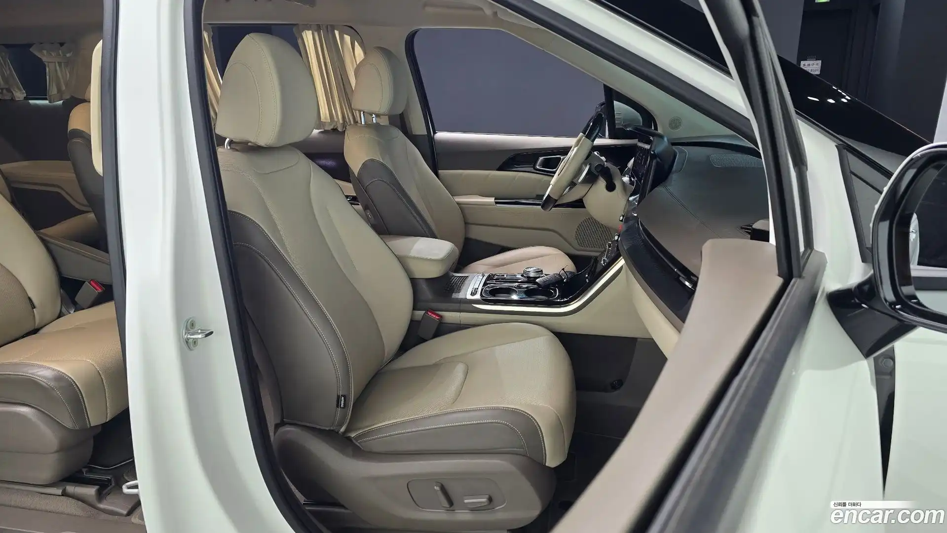 Canival Kia 2022.5-INNER-010