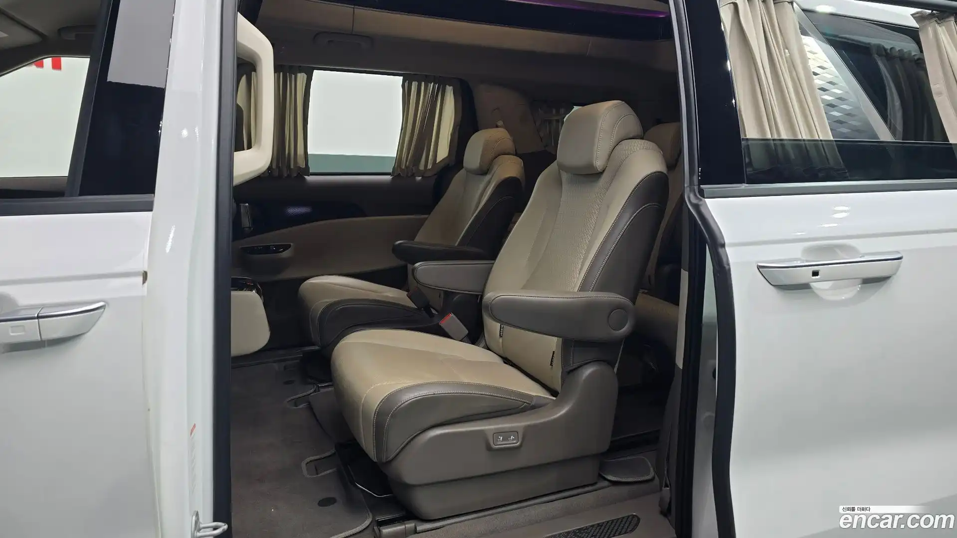 Canival Kia 2022.5-OPTION-016