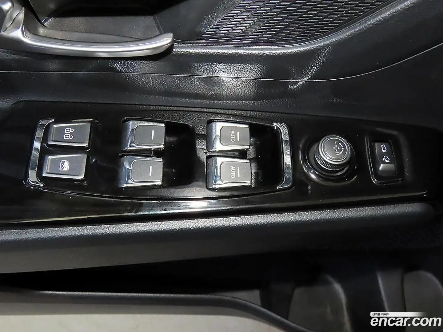 KORANDO KG Mobility 2021.11-OPTION-018