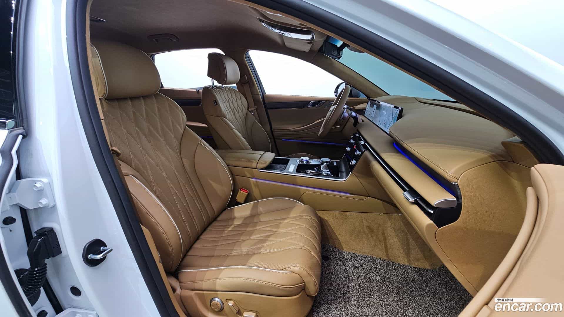 G80 Genesis 2025.9-INNER-036