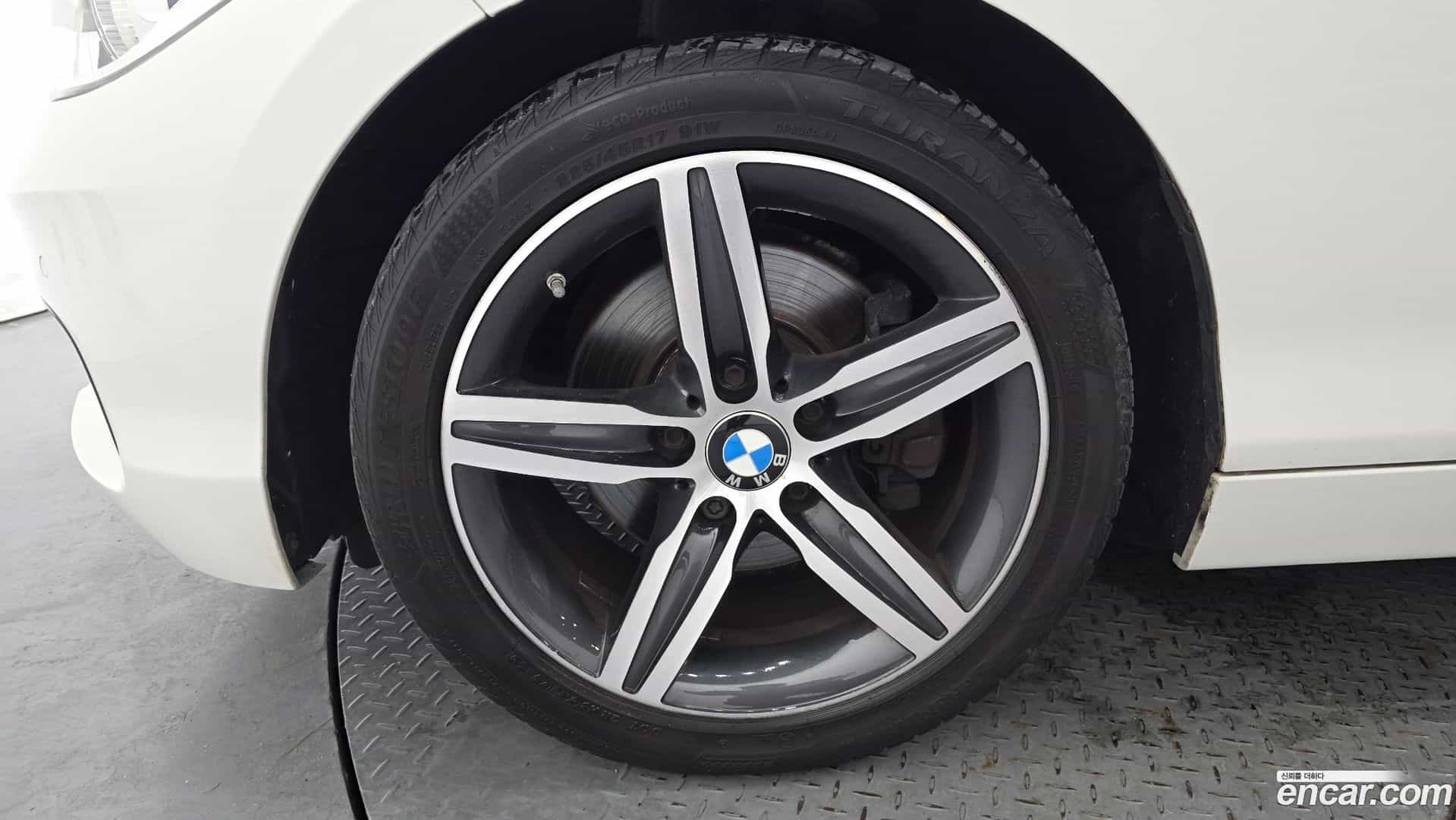 1-Series BMW 2017.1-OUTER-005