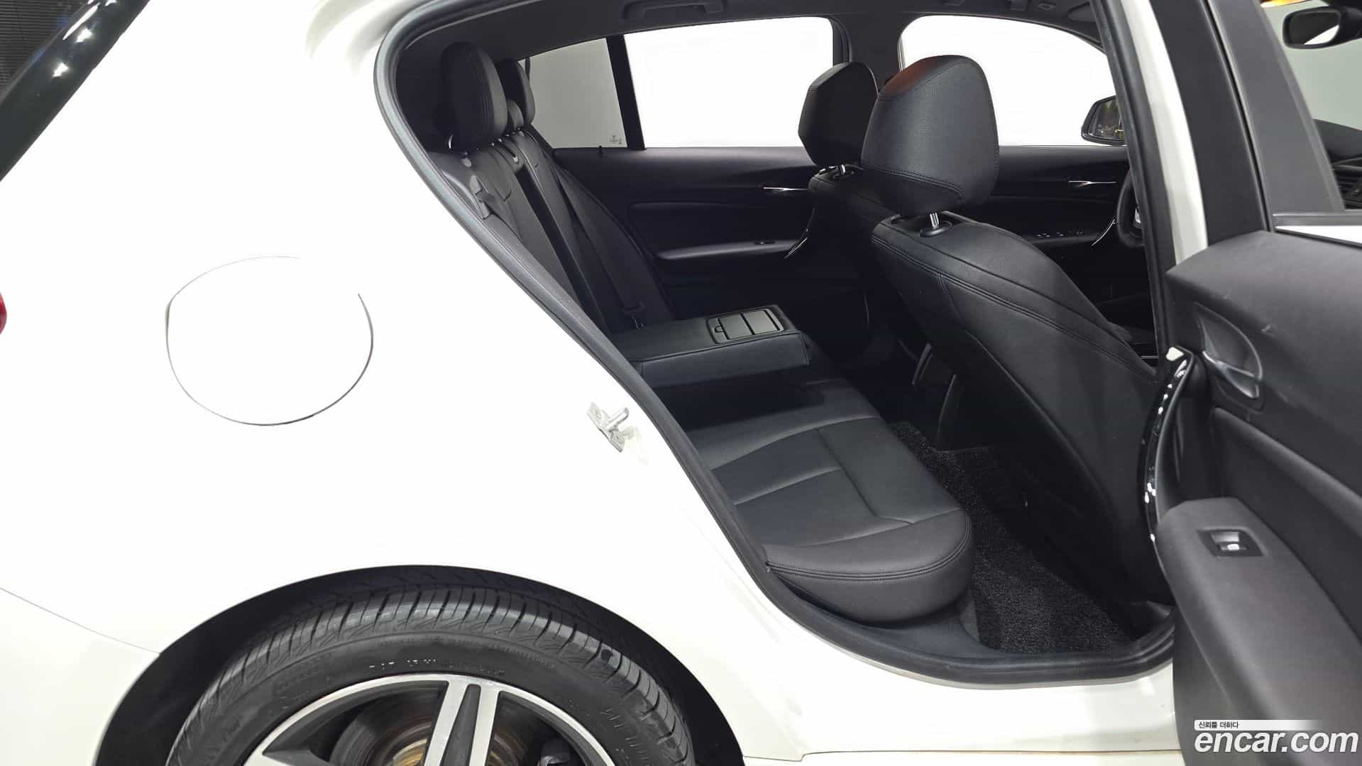 1-Series BMW 2017.1-OPTION-016
