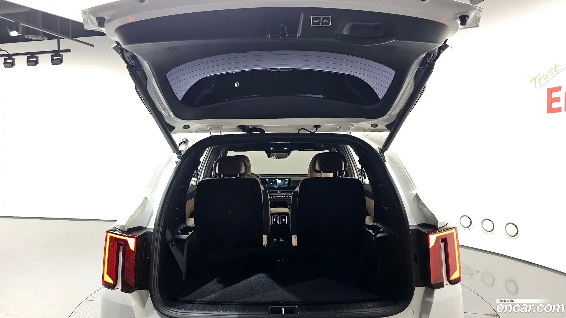Sorento Kia 2024.6-OPTION-021