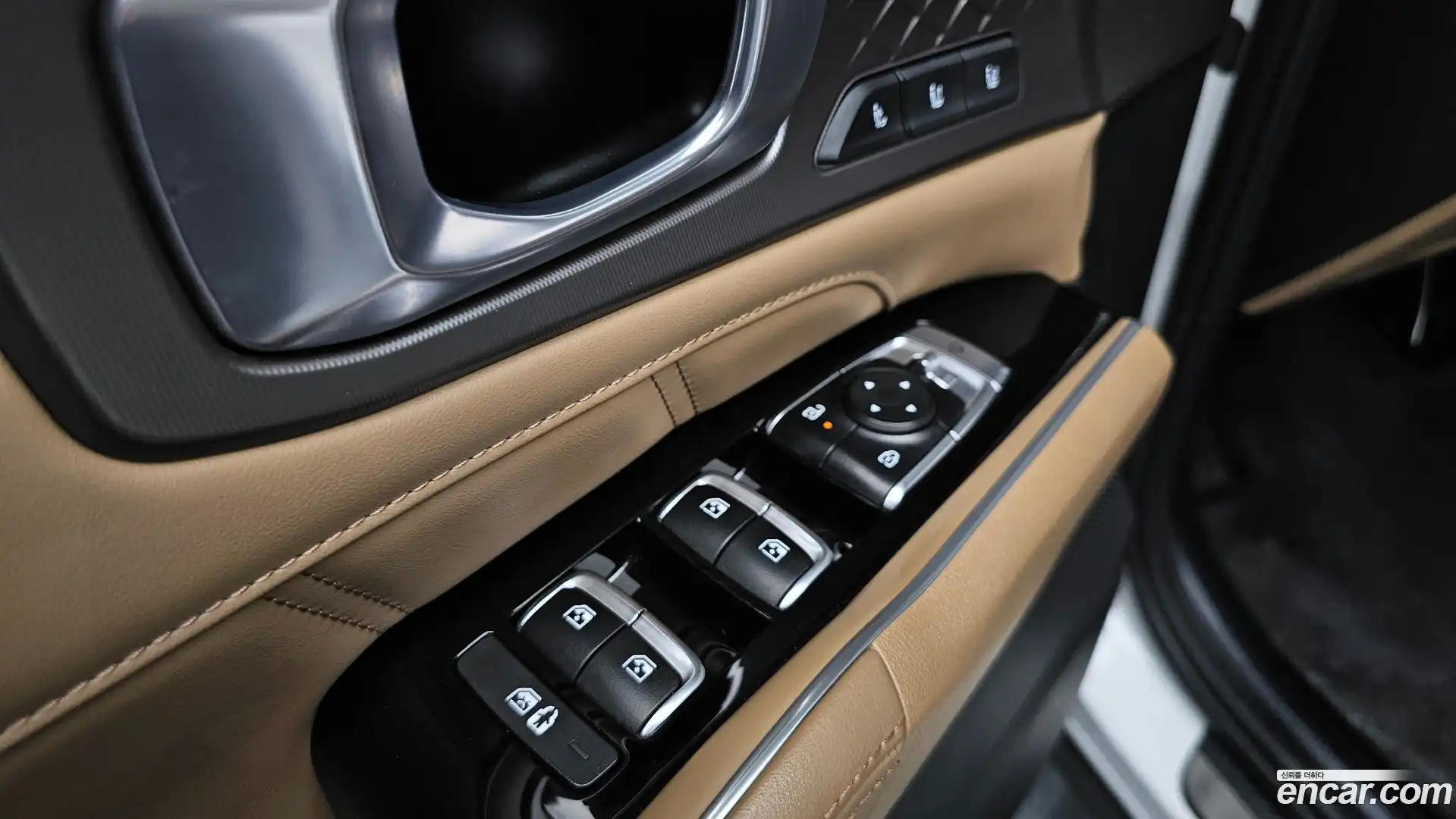 Sorento Kia 2024.6-OPTION-040