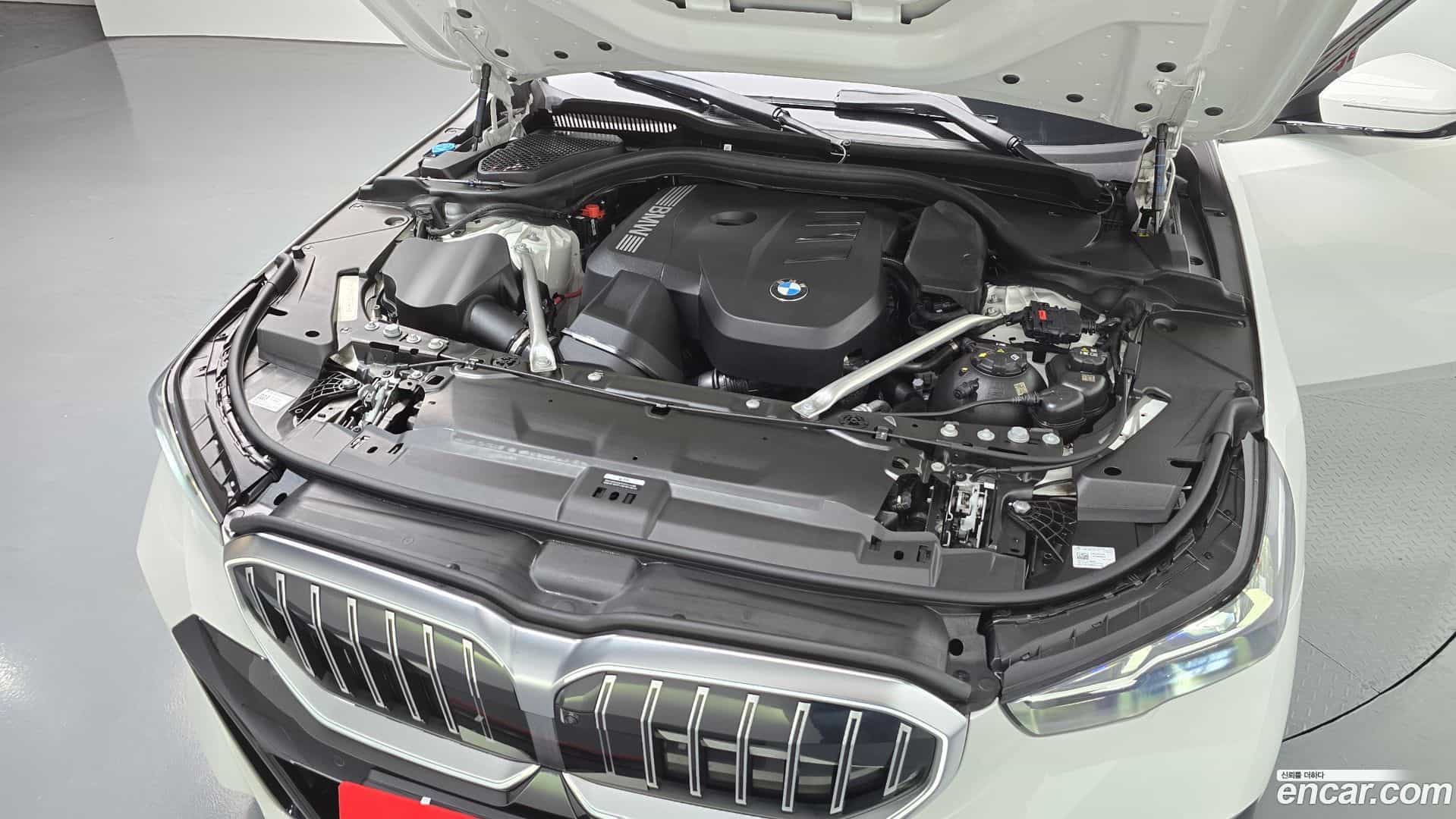 5-Series BMW 2024.9-OUTER-006