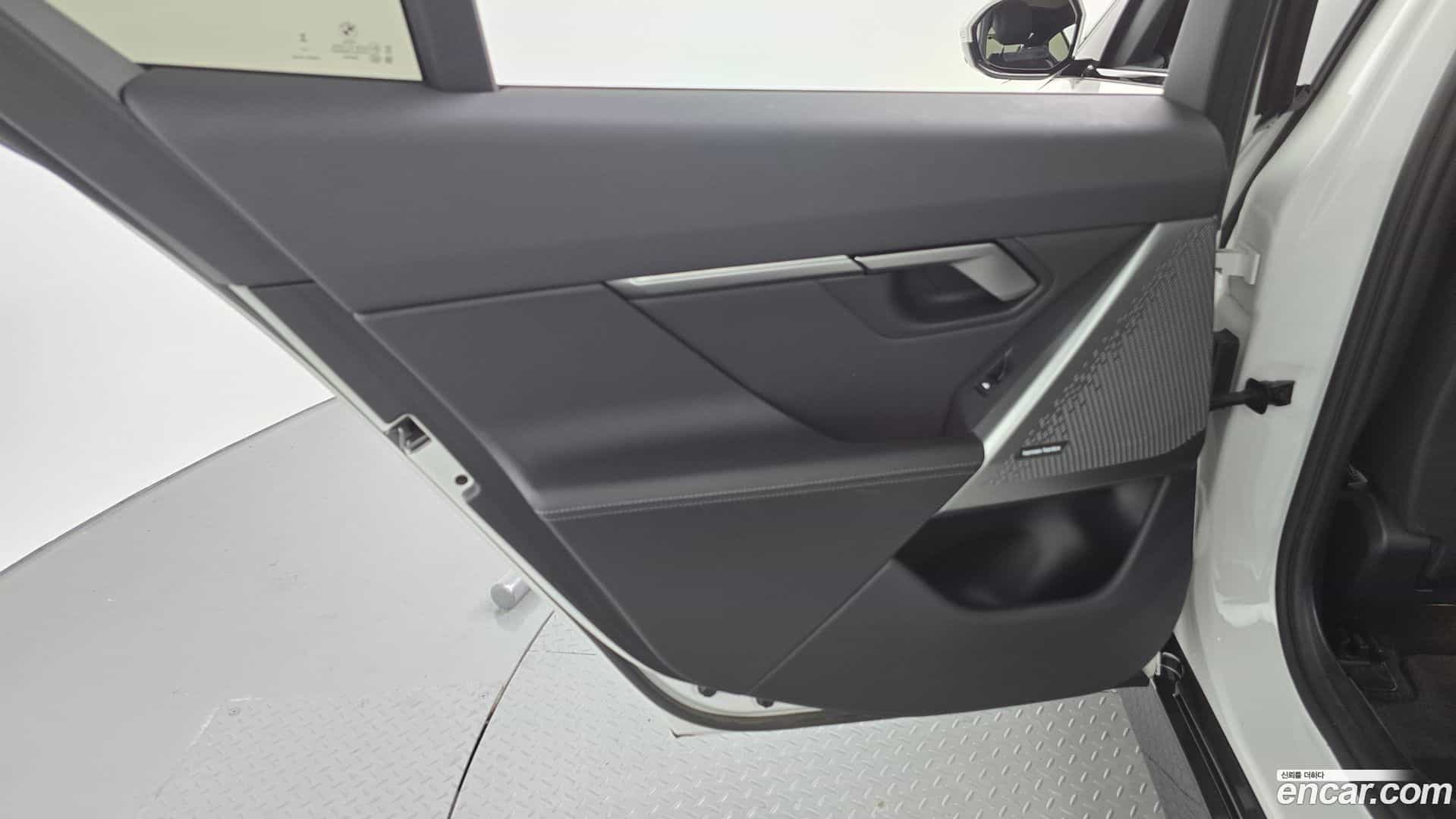 5-Series BMW 2024.9-INNER-035