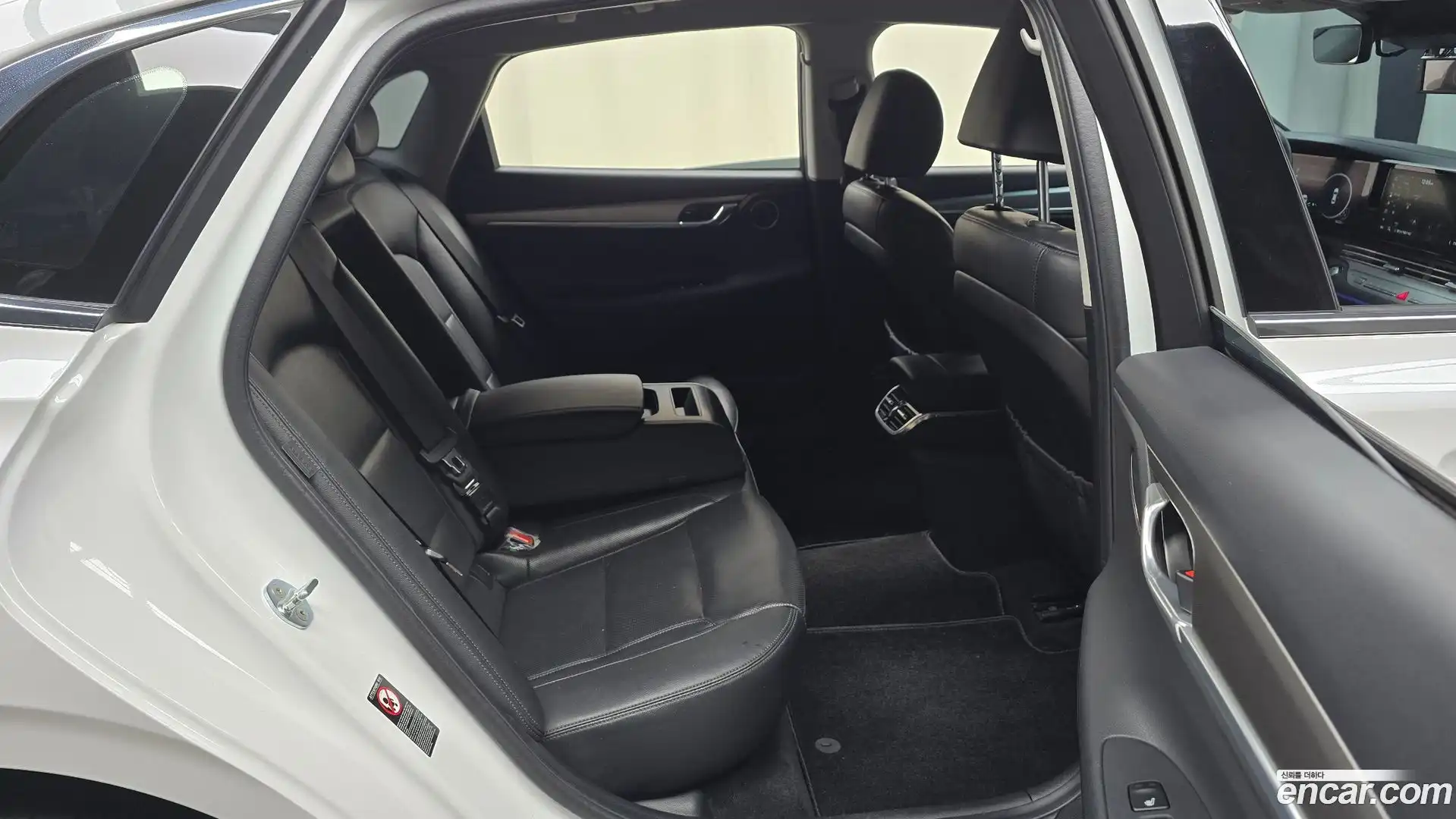 Grandeur Hyundai 2020.4-OPTION-015