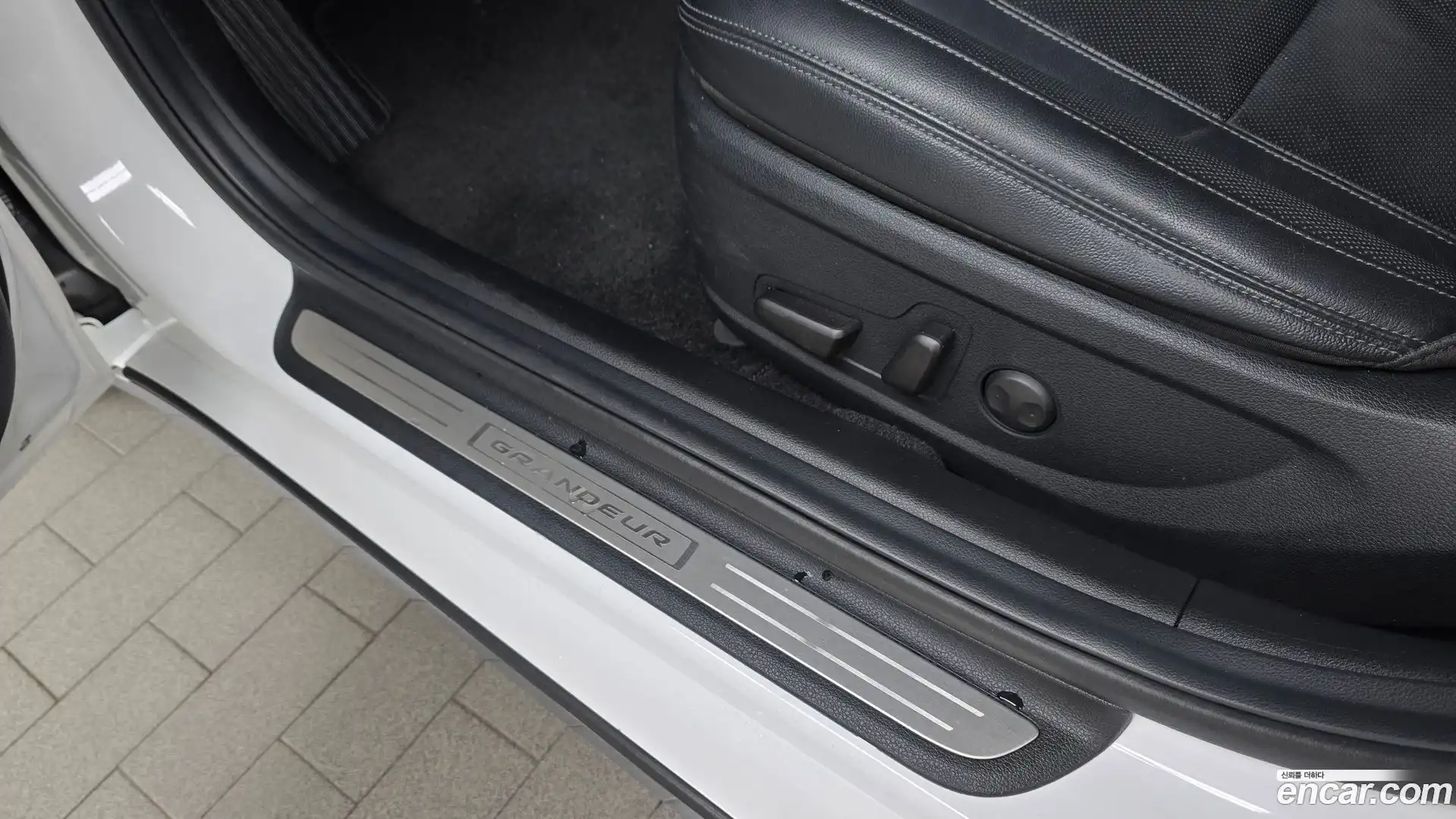 Grandeur Hyundai 2020.4-OPTION-022