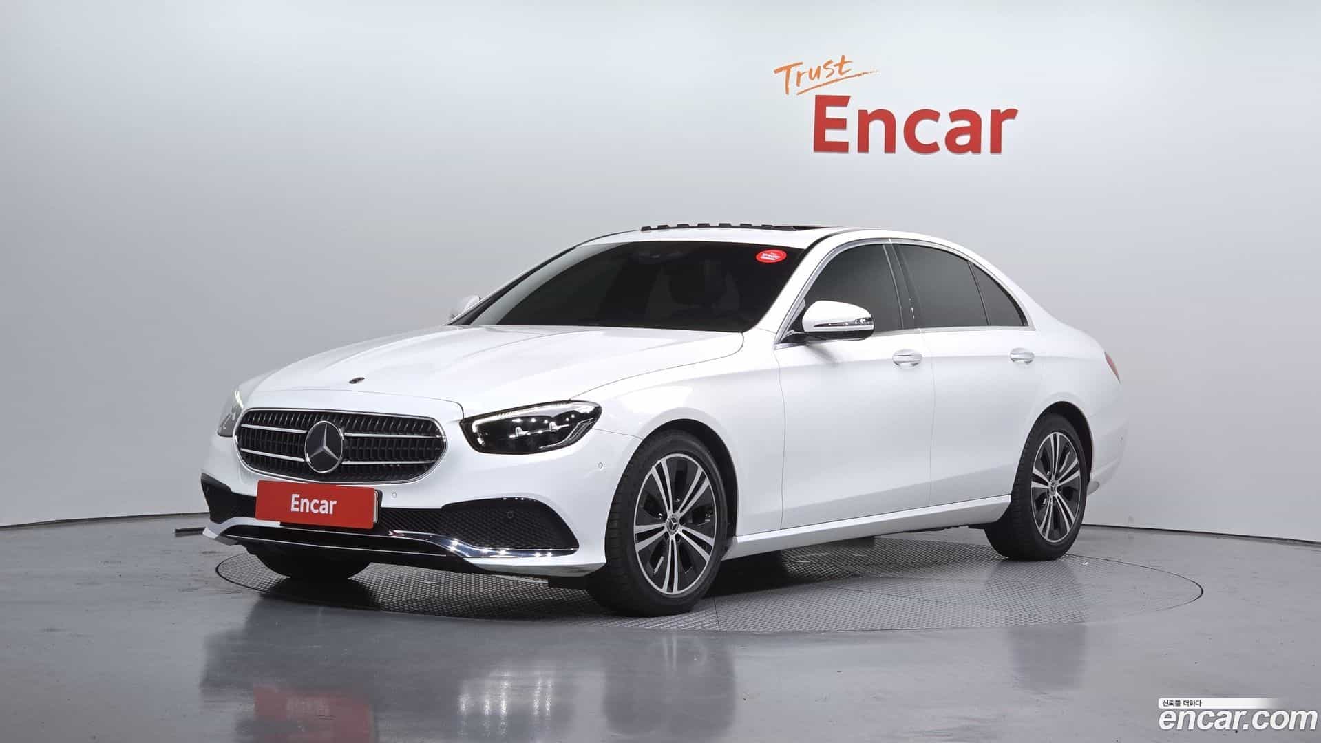 E-Class Mercedes-Benz 2021.4-OUTER-001