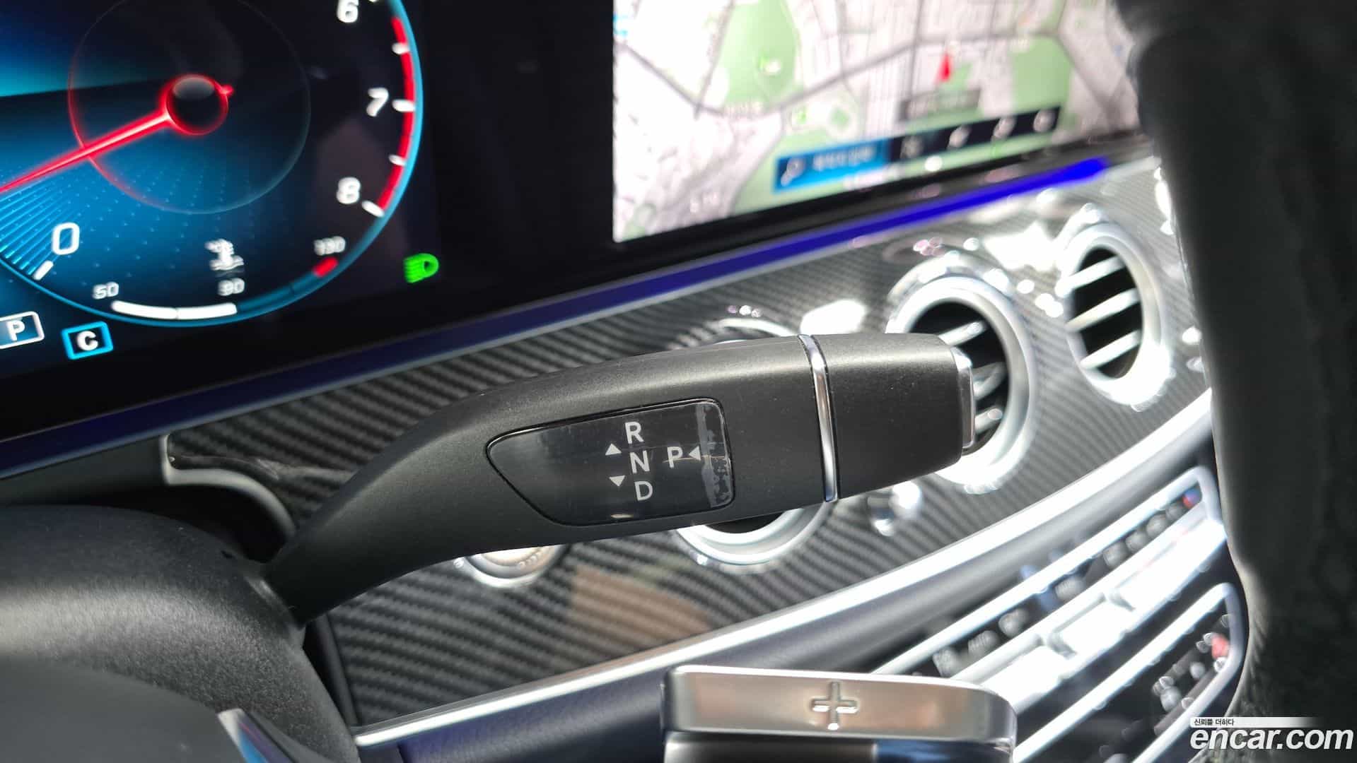 E-Class Mercedes-Benz 2021.4-INNER-009